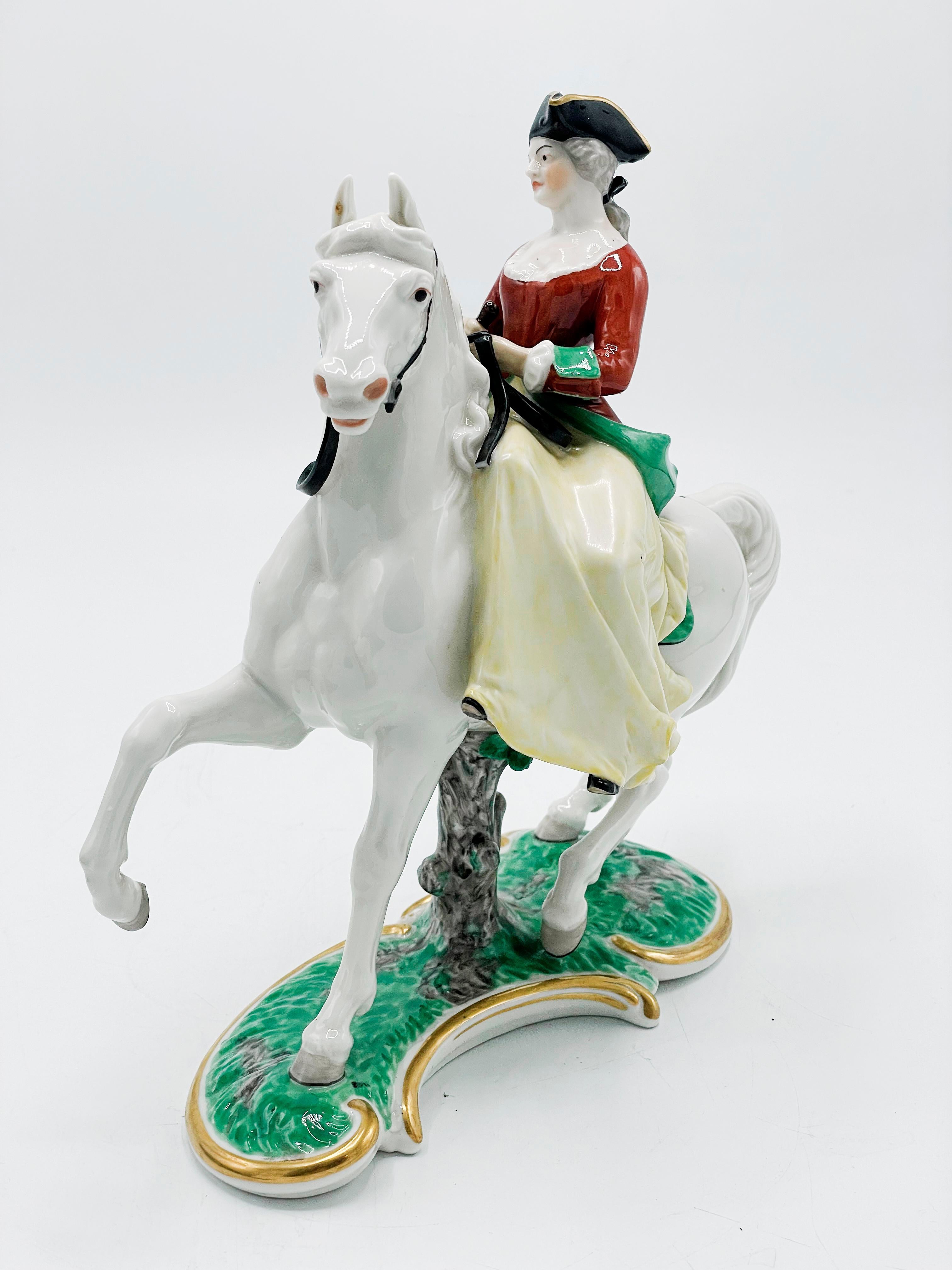 Neoclassical Theodor Kärner figure Hunting rider pincess MARGARETHE V. Thurn and Taxis. For Sale