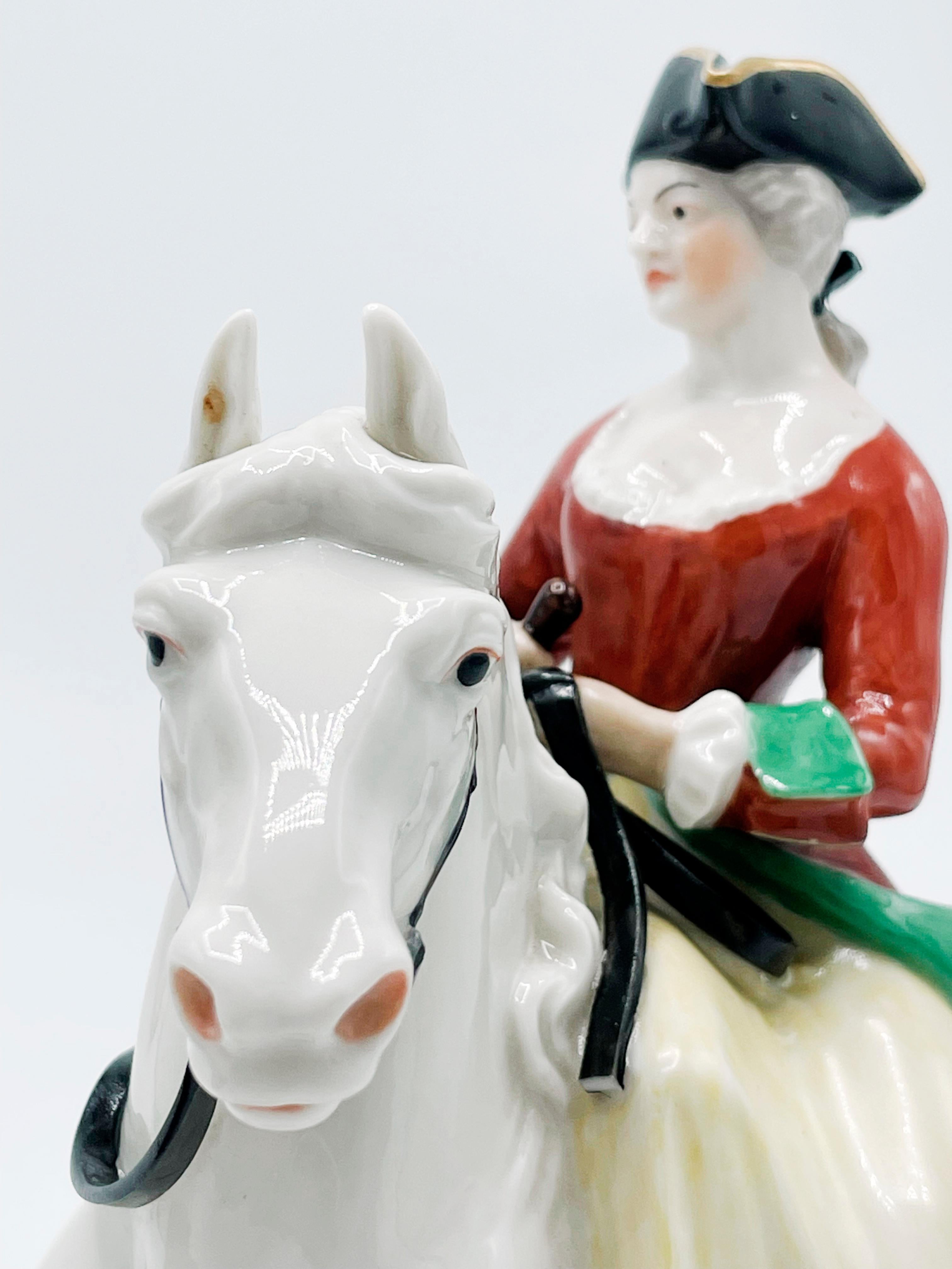 Figura de Theodor Kärner Jinete de caza pincesa MARGARETHE V. Thurn y Taxis. Alemán en venta