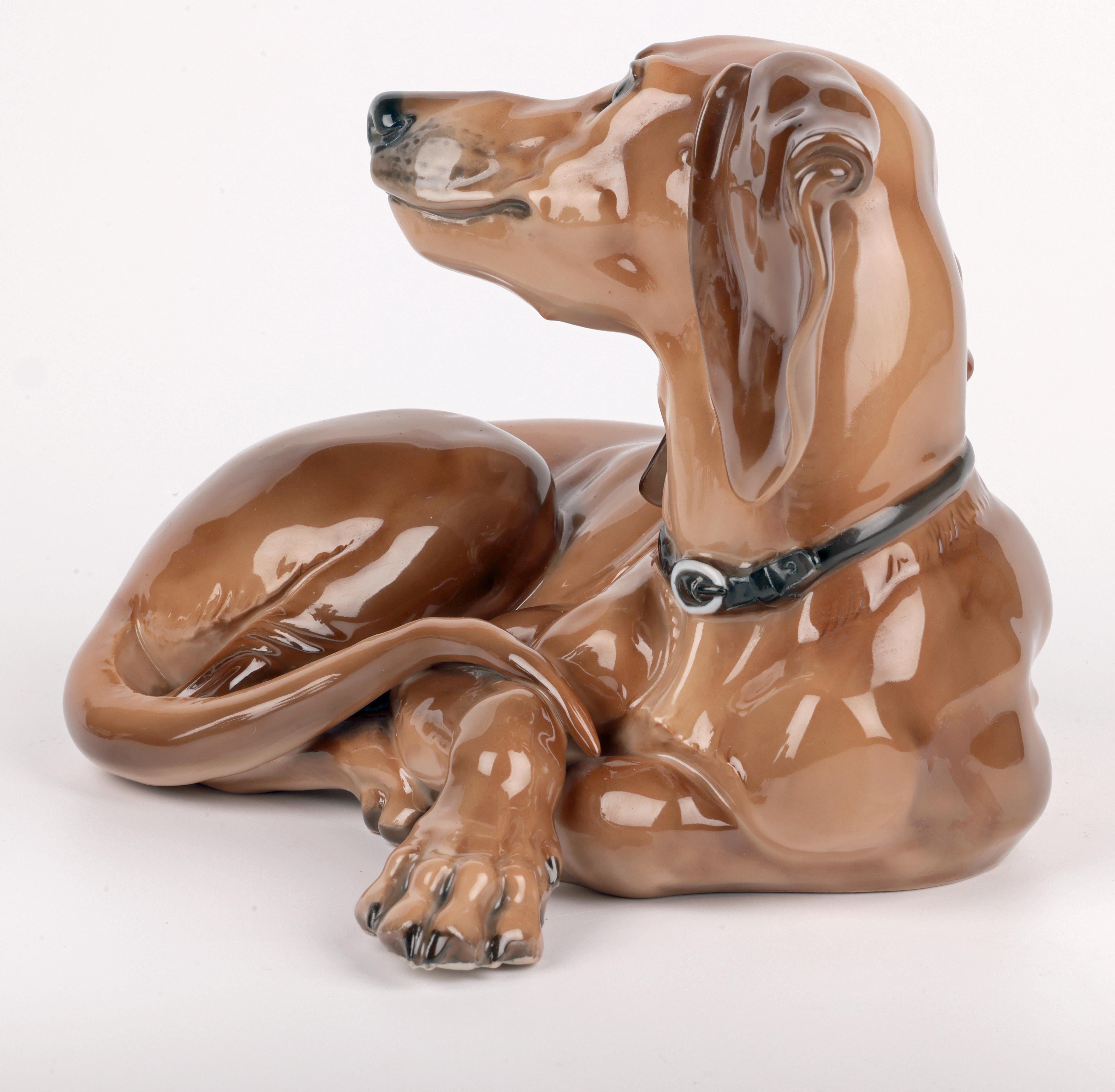 Theodor Karner for Rosenthal Rare Large Dachshundain Porcelain Figure en vente 1