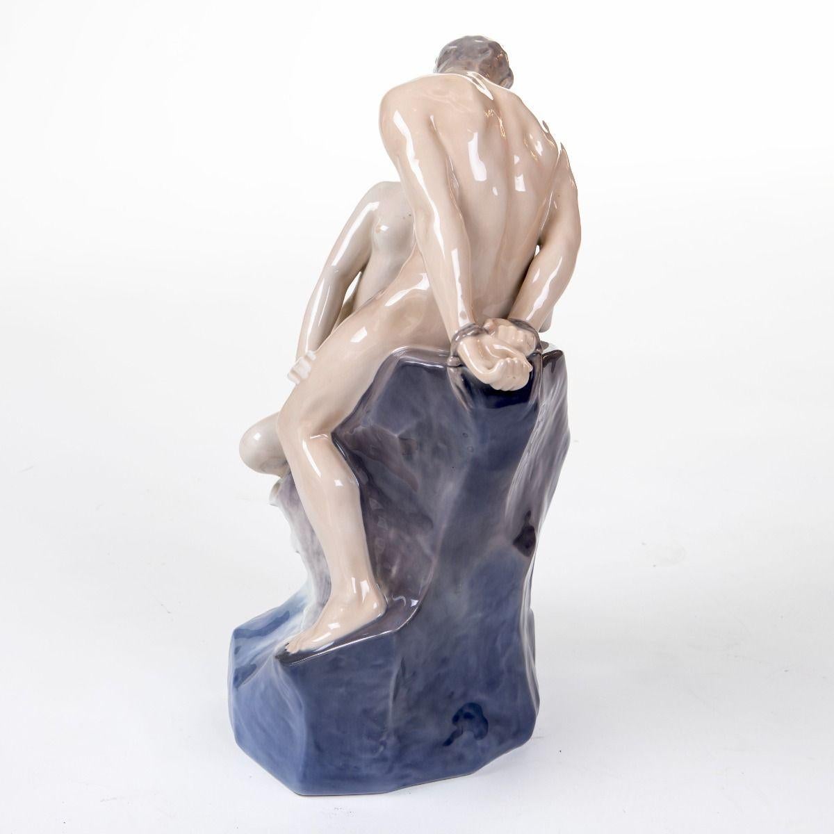 Danois Theodor Lundberg - Royal Copenhagen, groupe figuratif en porcelaine 'Wave and Rock'. en vente