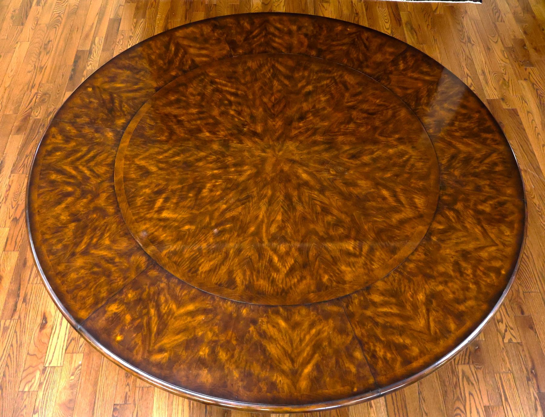 Theodore Alexander 5405-082 Brook Street Expanding Perimeter Round Dining Table en vente 11