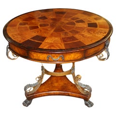 Theodore Alexander - Table centrale à tambour rond en fer caryatide et loupe de noyer incrustée