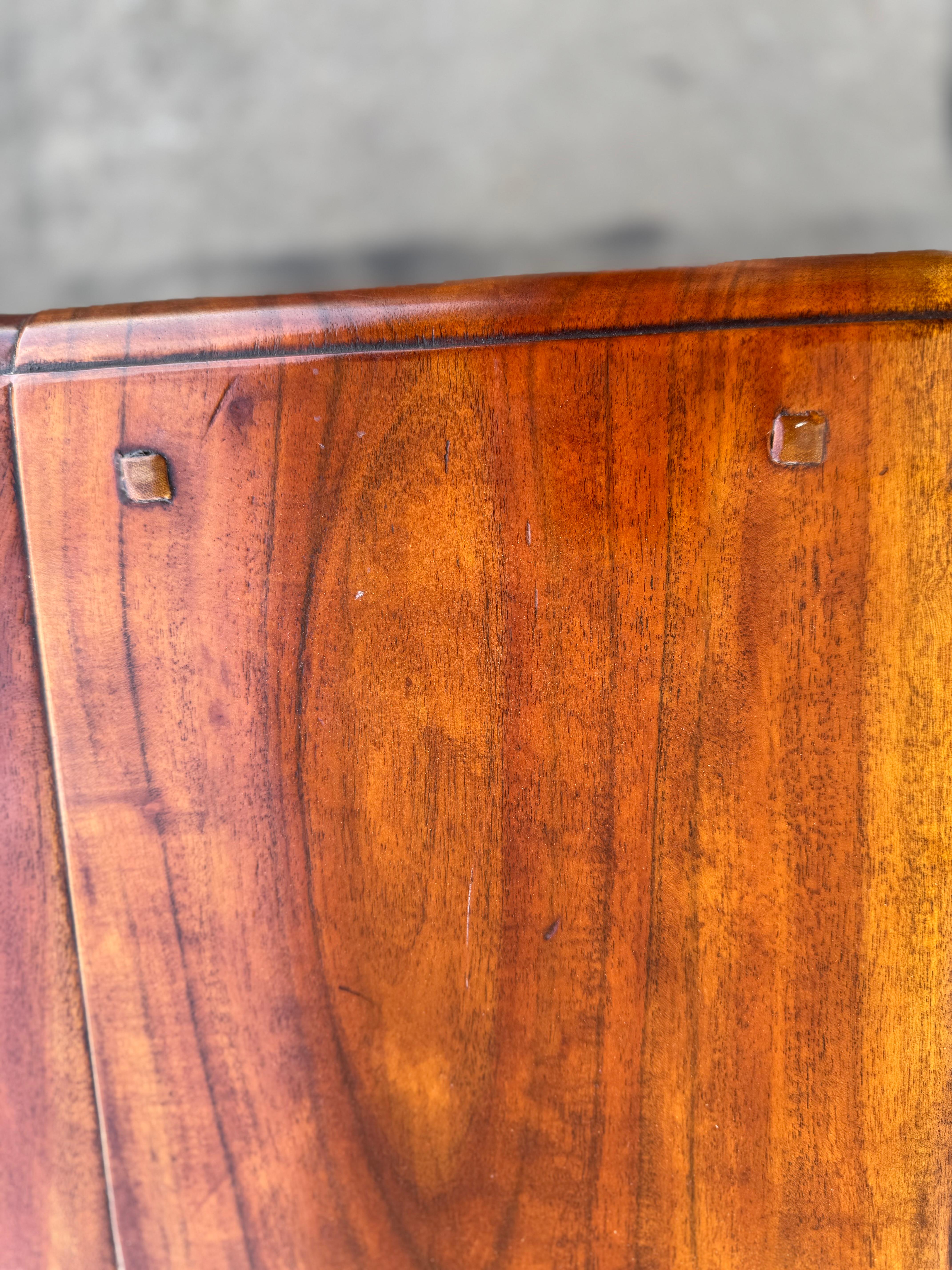 Theodore Alexander Cherrywood Coffee Table In Good Condition For Sale In Pasadena, TX