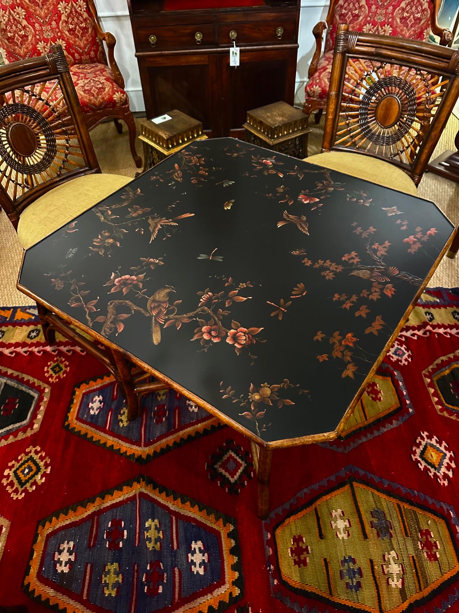 Magnifique table à manger ou table de jeu ancienne en bambou et plateau laqué Chinoiserie en vente 3