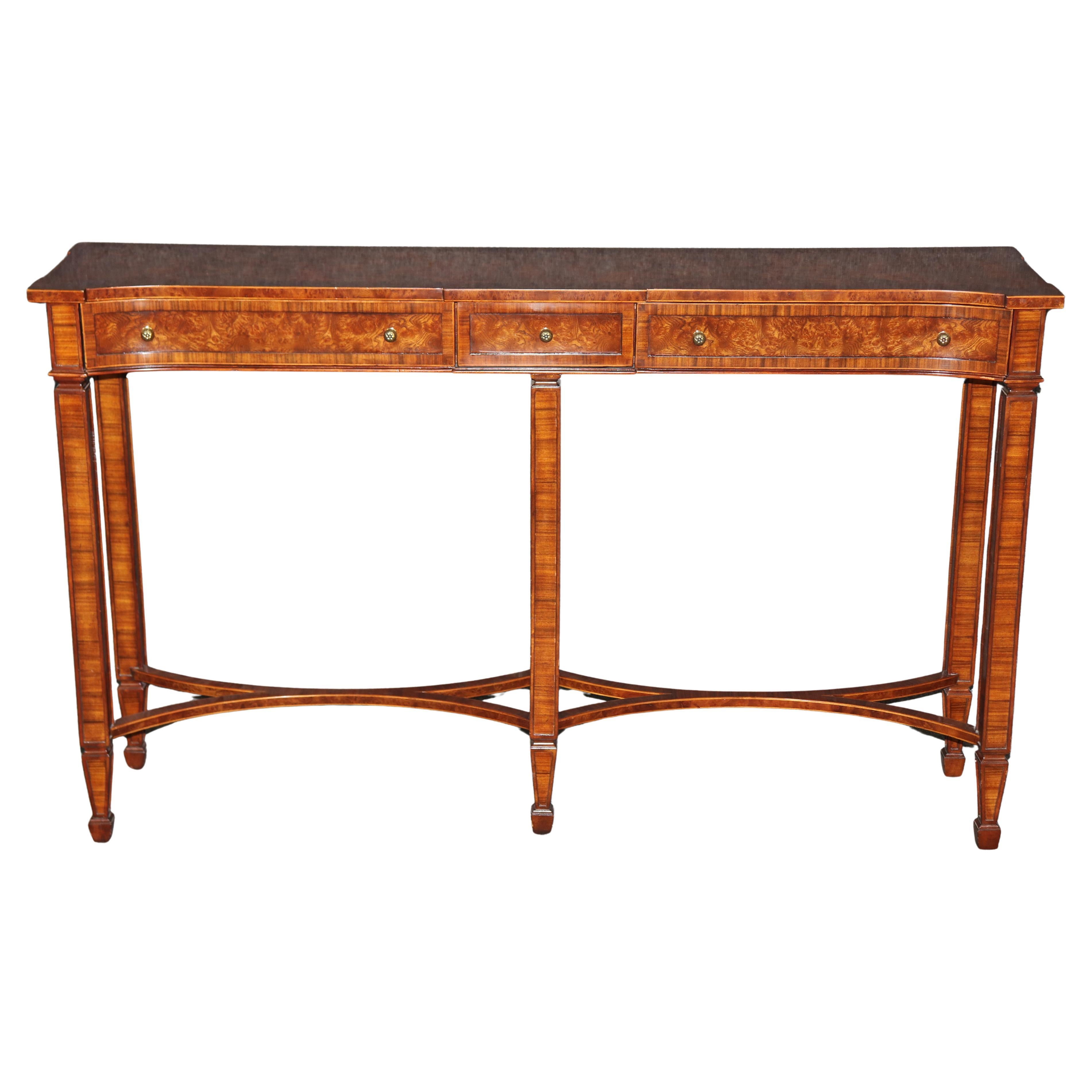 Theodore Alexander Tavolo Console a Tre Cassetti in Stile Inglese Tavolo da Divano