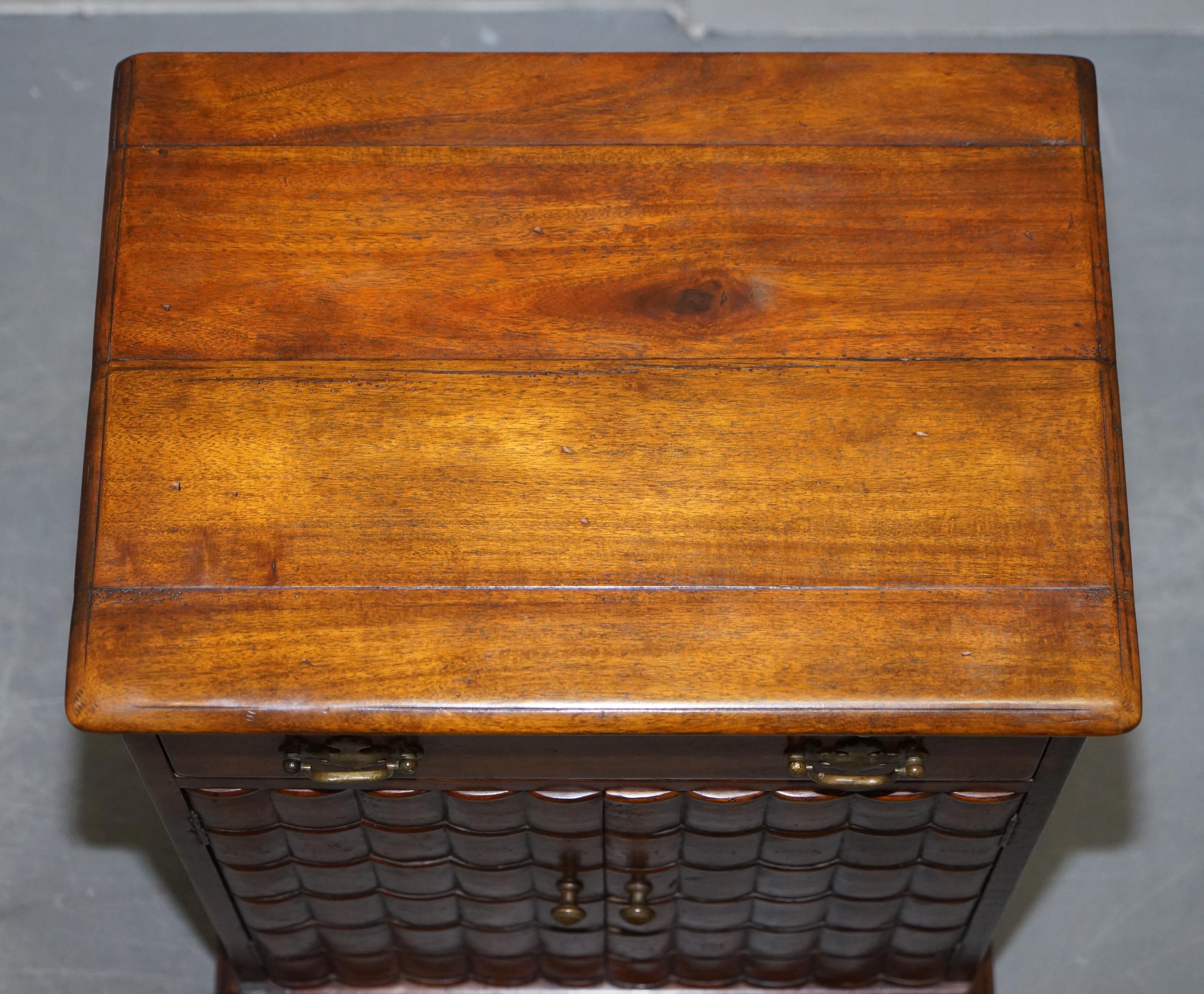 Hand-Crafted Theodore Alexander Faux Book Fronted Side End Wine Table Butlers Tray Drawers