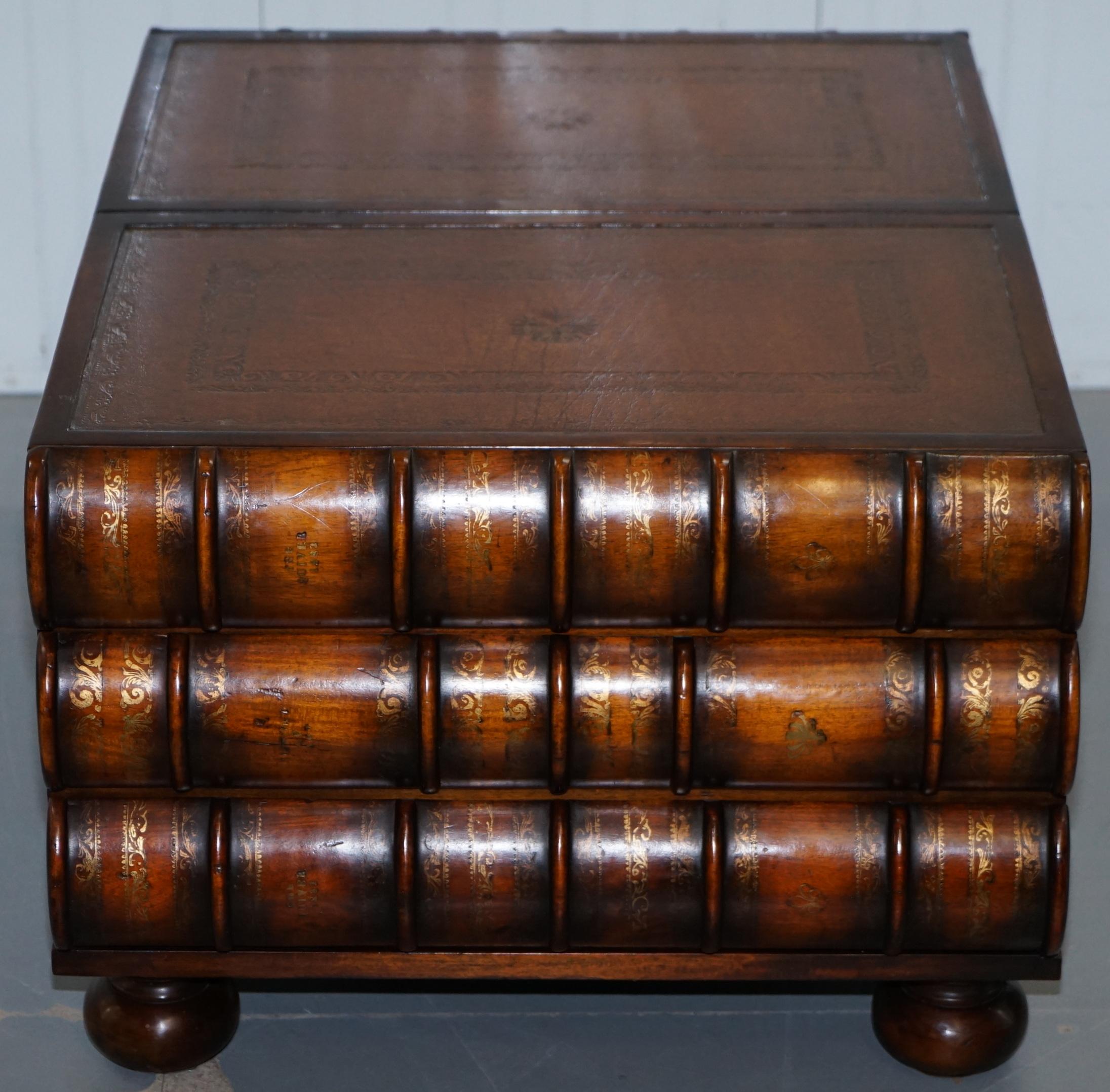 We are delighted to offer for sale this stunning Theodore Alexander coffee table with six drawers in the form of a stack of scholars books 

This is one of the nicest coffee tables I’ve seen, we have £40,000 pieces of art and furniture in the