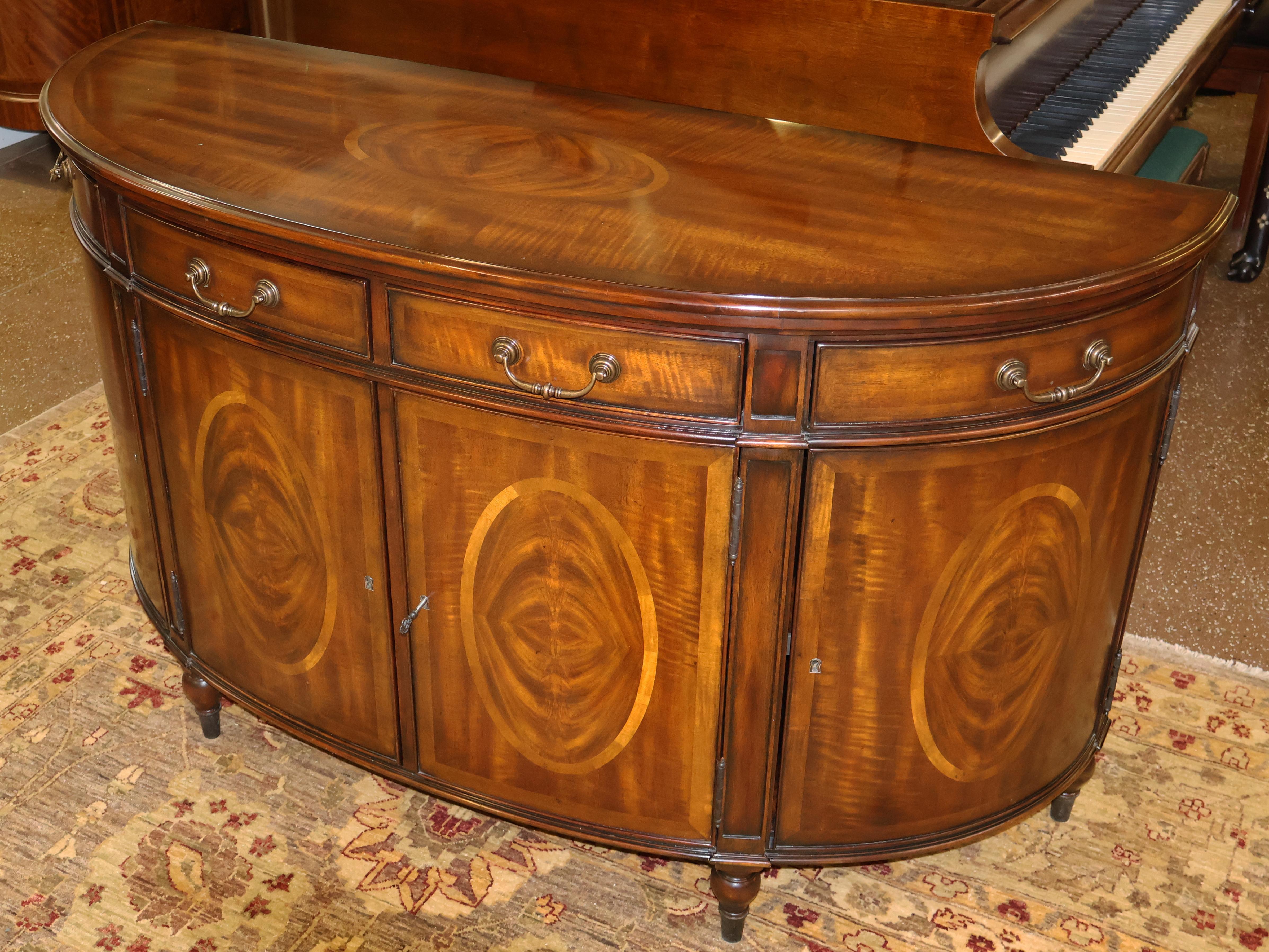 Theodore Alexander Flame Mahogany Demilune Regency Style Buffet Server Sideboard

Dimensions : 60