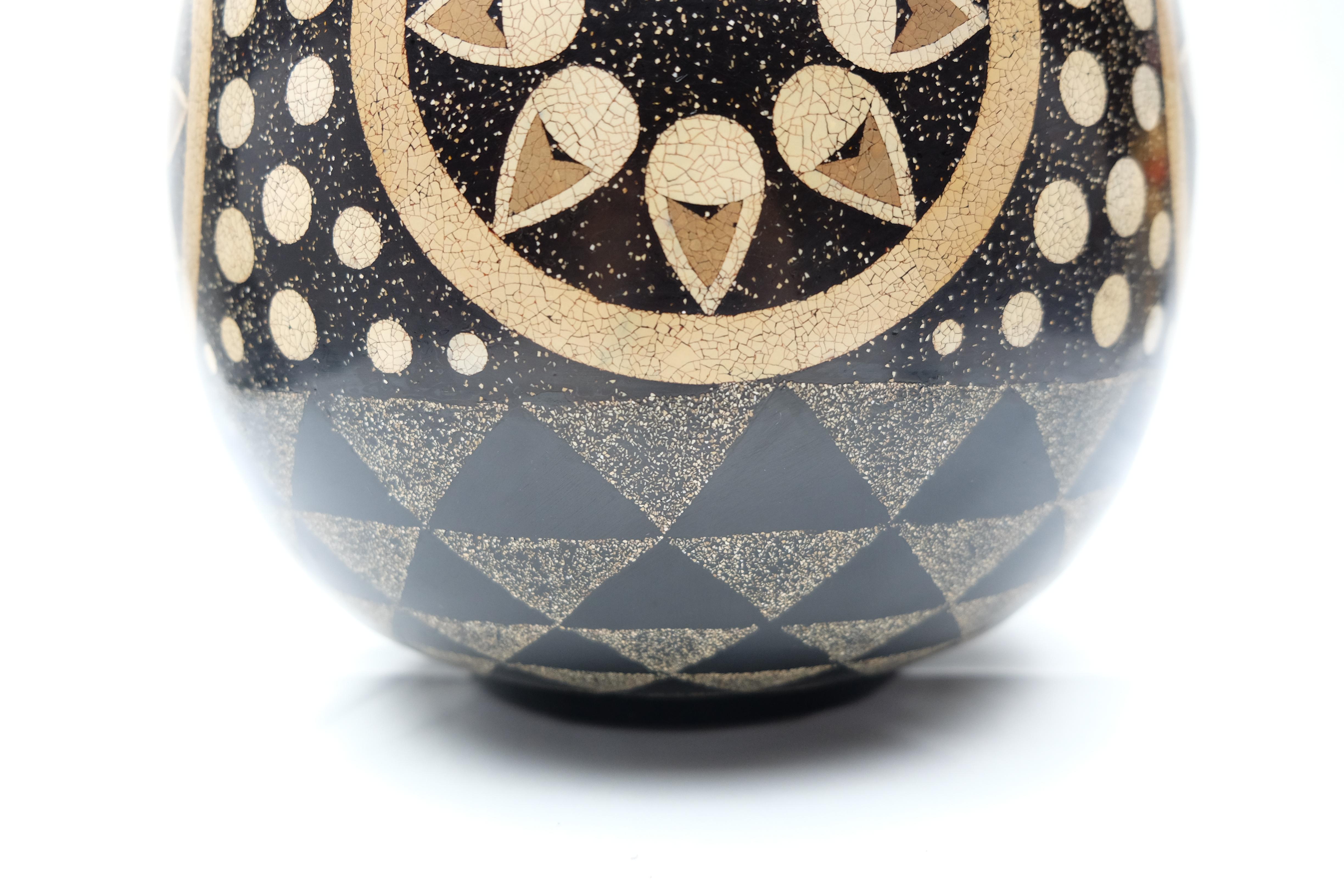 Theodore Alexander Flower and Dots Design Ceramic Vase For Sale 3