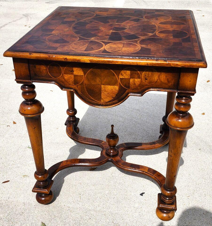 Theodore Alexander Lamp Table In Good Condition For Sale In Lake Worth, FL