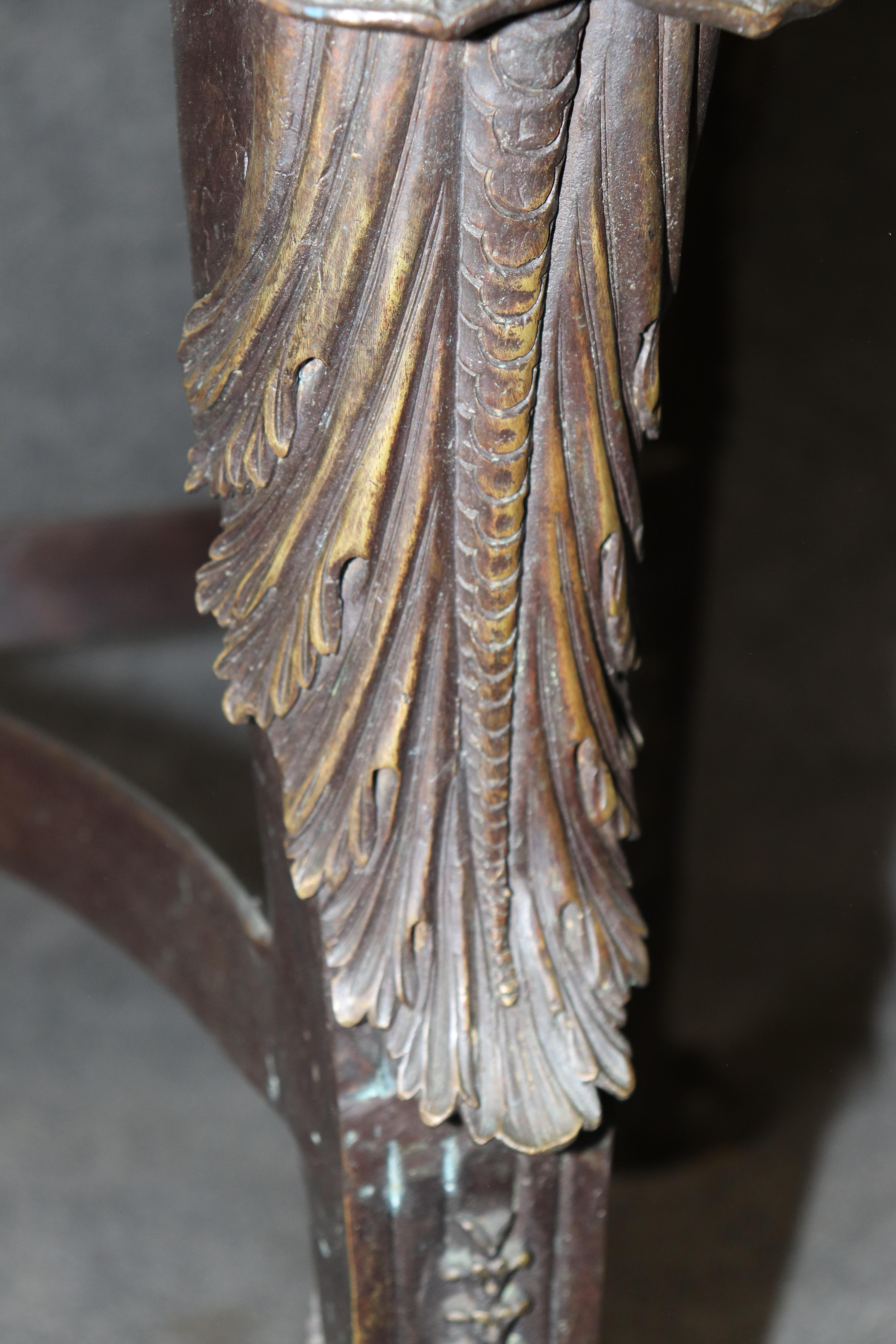 Table centrale figurative en bronze patiné Theodore Alexander en vente 1