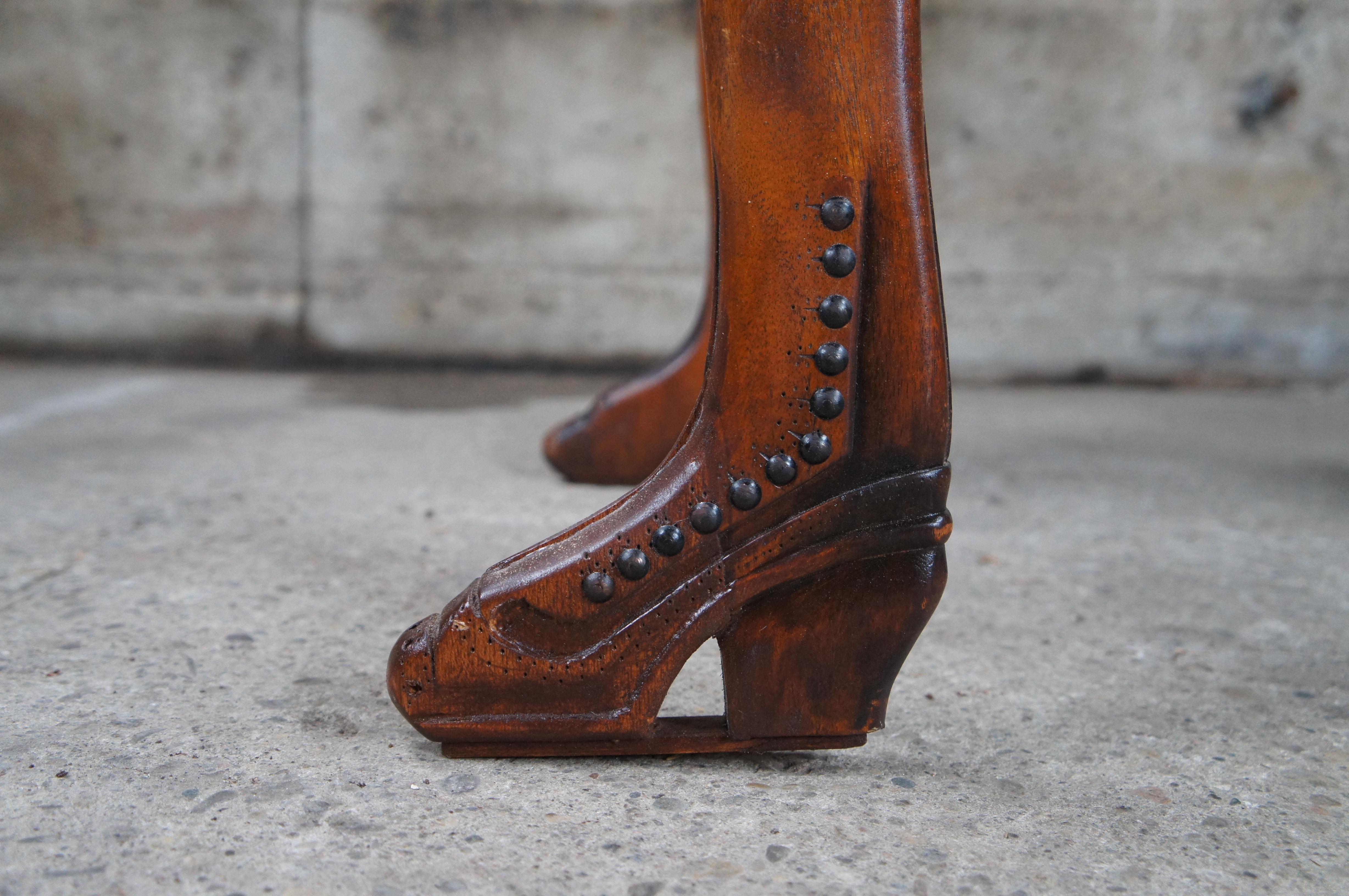 20th Century Theodore Alexander Regency Style Mahogany Shoe Form Tooled Leather Library Steps For Sale