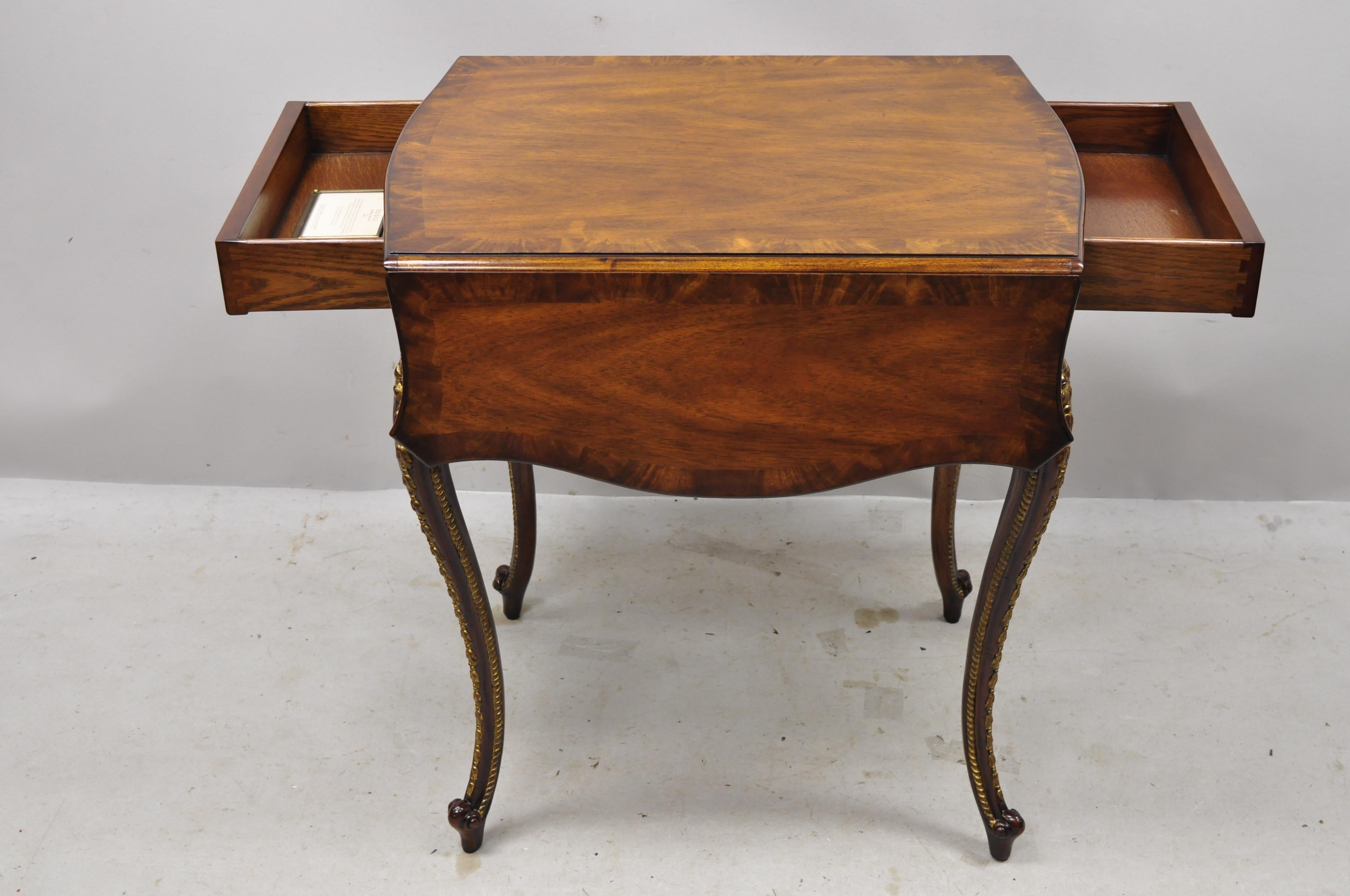 Theodore Alexander Replica English George III Pembroke Drop-Leaf Table In Good Condition In Philadelphia, PA