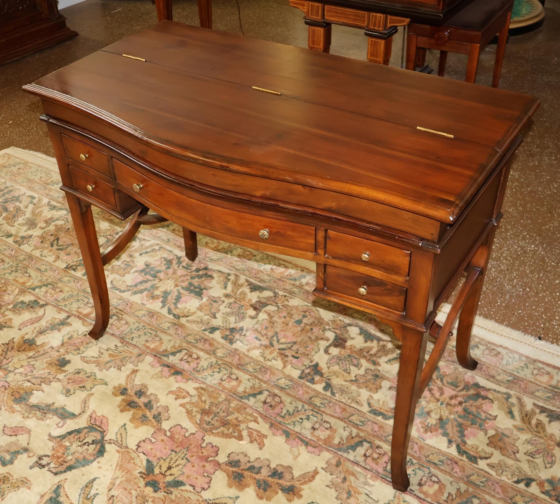 Regency Theodore Alexander The Residency 7100 Bowfront Slide Out Campaigner Writing Desk in vendita