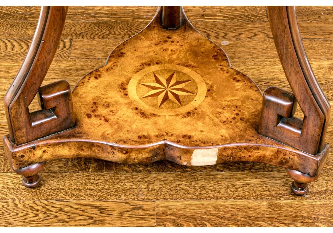 Table d'appoint ronde à trois niveaux Theodore Alexander en vente 3