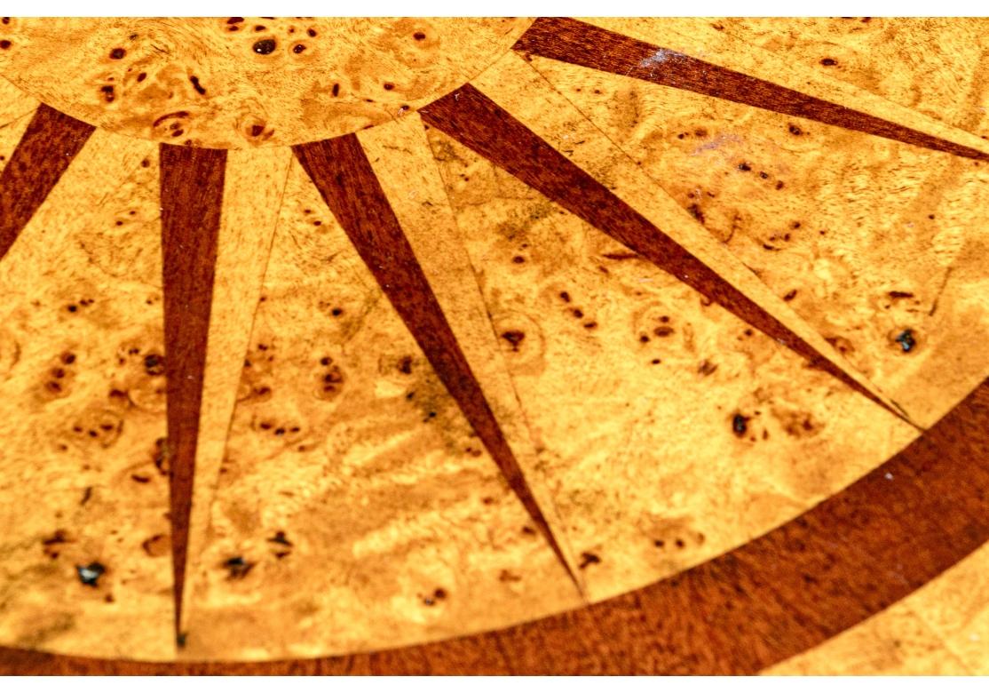Table d'appoint ronde à trois niveaux Theodore Alexander en vente 2