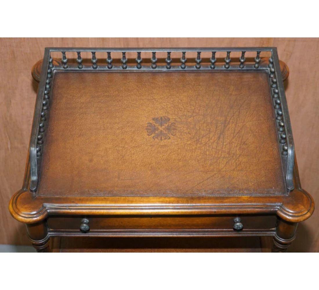 Georgian Theodore Alexander Whatnot Side Table with Leather Inlay Shelves & Top For Sale