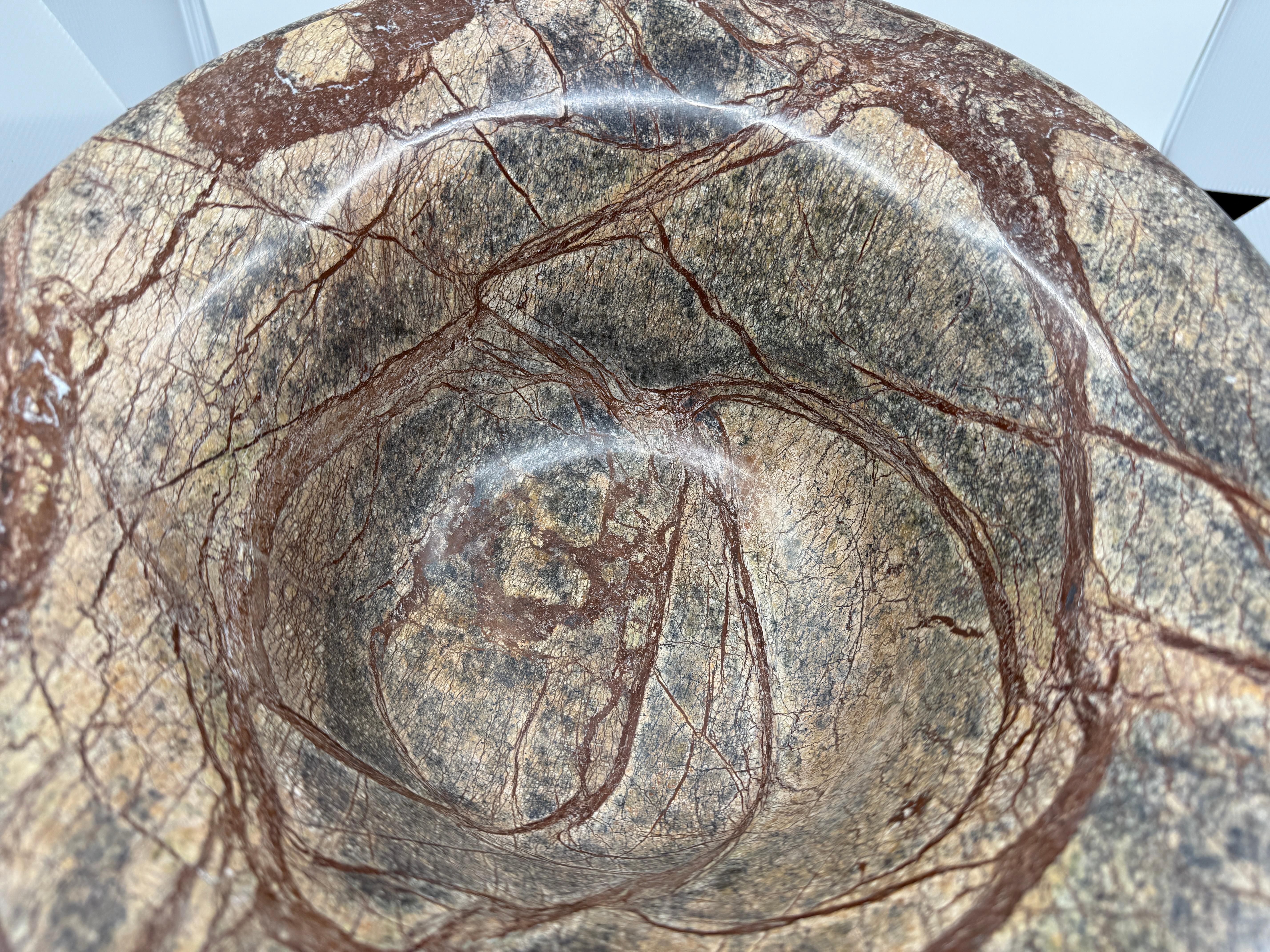 Compota neoclásica de mármol montada en bronce Theodore y Alexander en venta 7