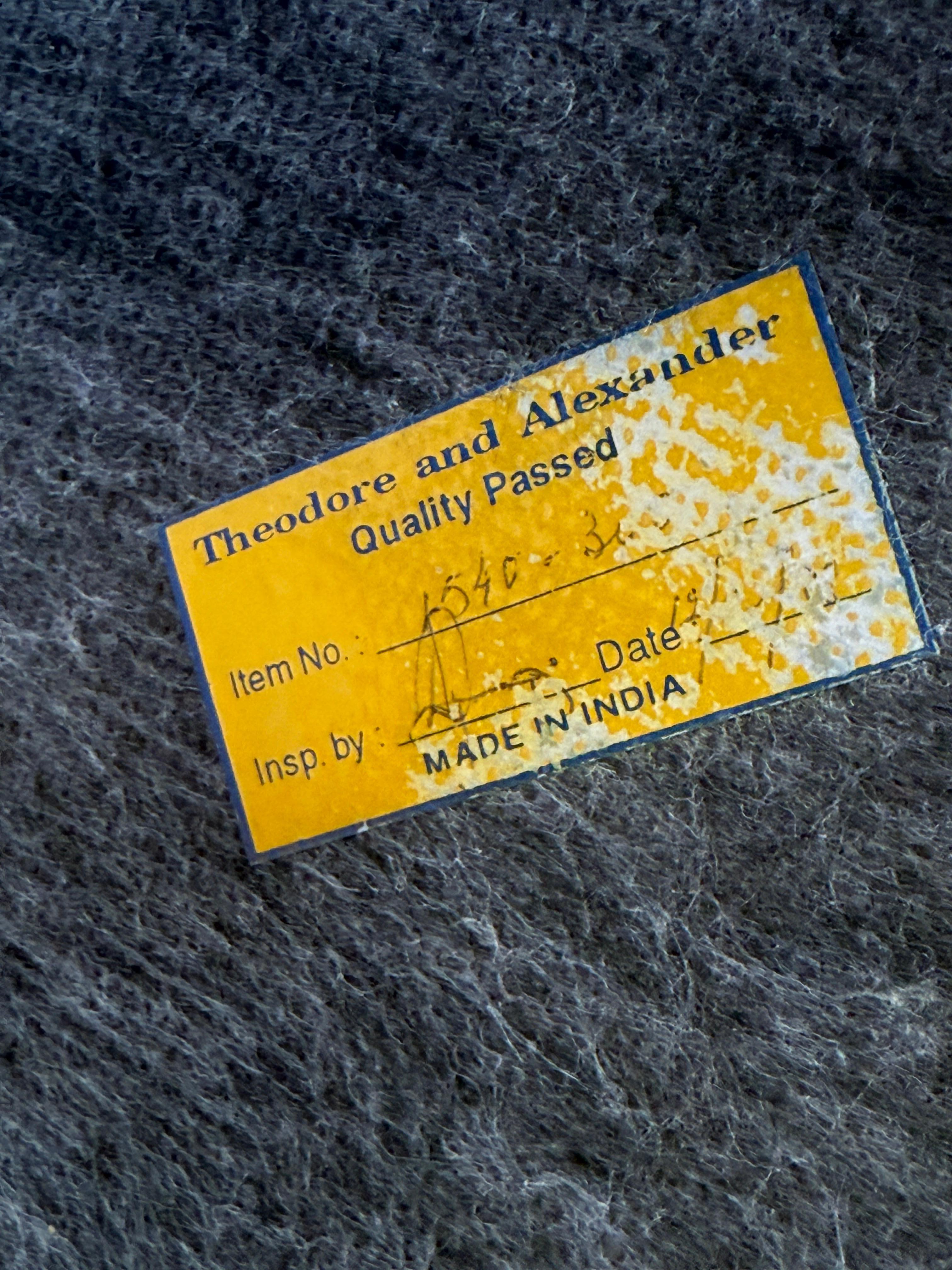 Compota neoclásica de mármol montada en bronce Theodore y Alexander en venta 11