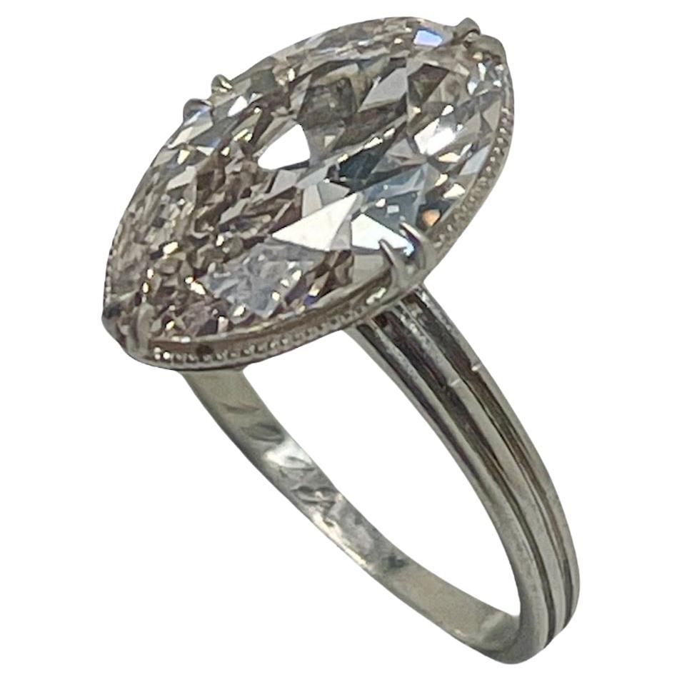 Theodore B. Starr, bague Art déco avec diamant marquise ancien de 2,95 carats en vente