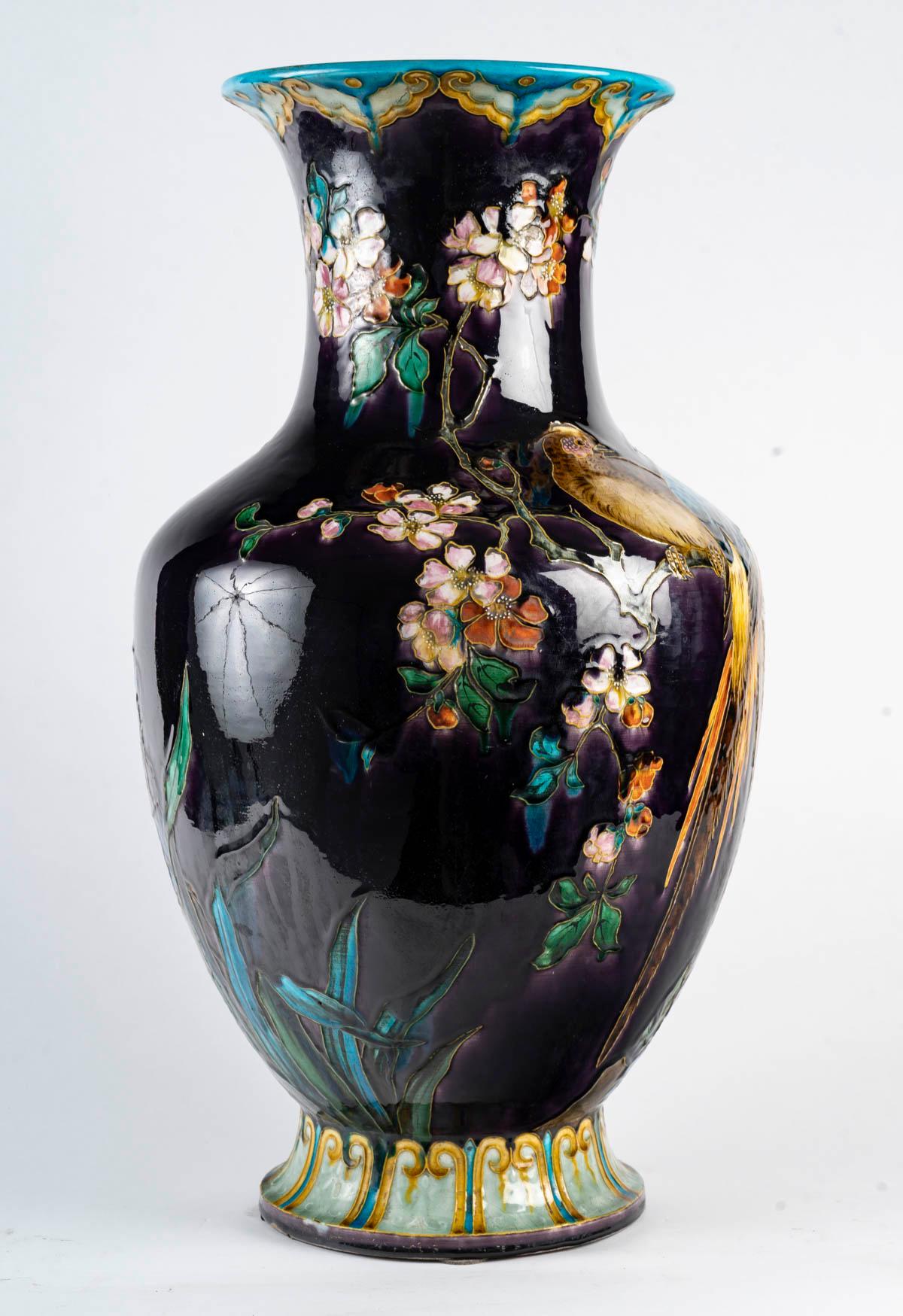 Théodore CIRCA (1823-1891), Impressionnant vase de la Faïence émaillé, vers 1875 en vente 2