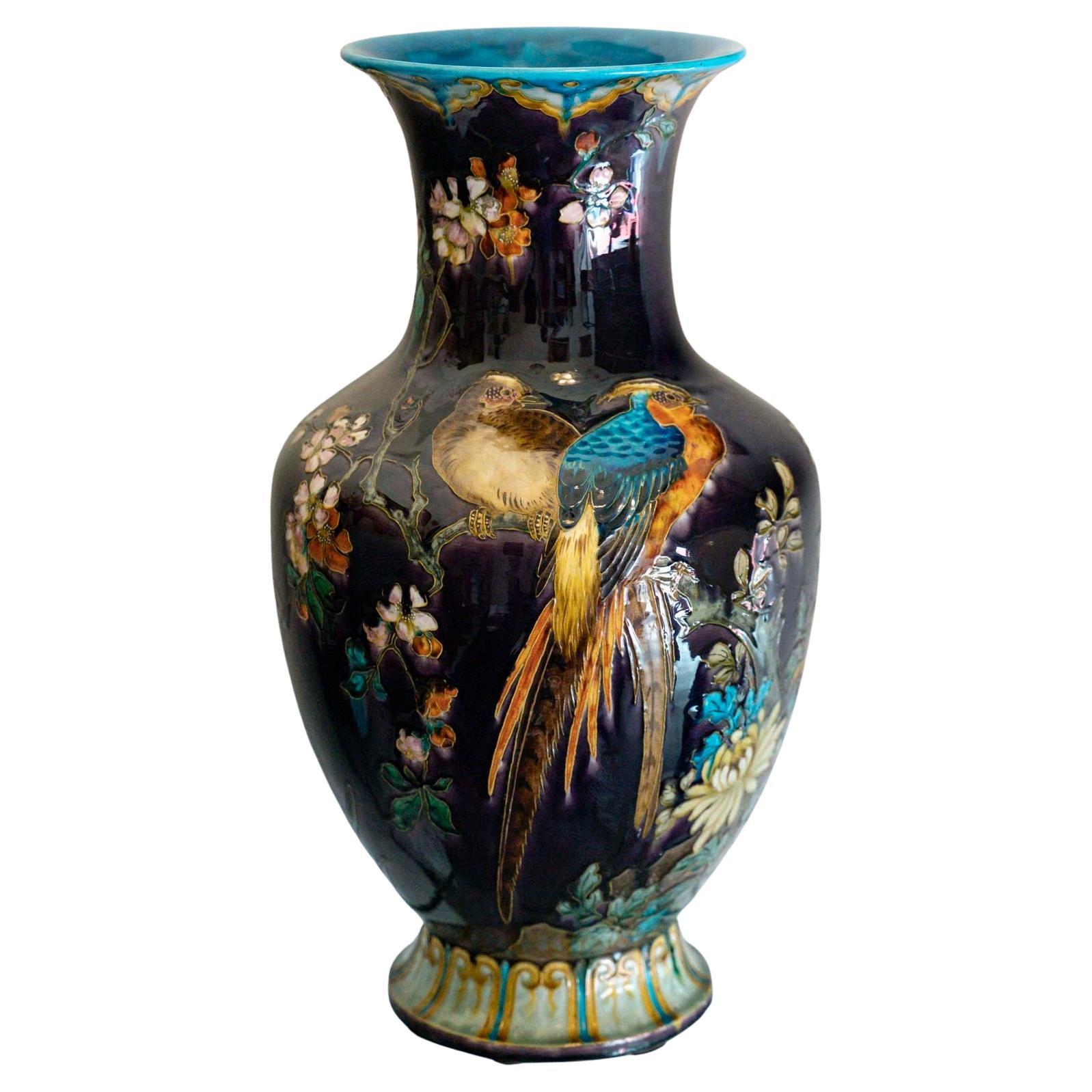 Théodore CIRCA (1823-1891), Impressionnant vase de la Faïence émaillé, vers 1875 en vente