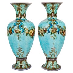 Théodore Deck (1823-1891) Grande paire de vases en faïence vers 1870