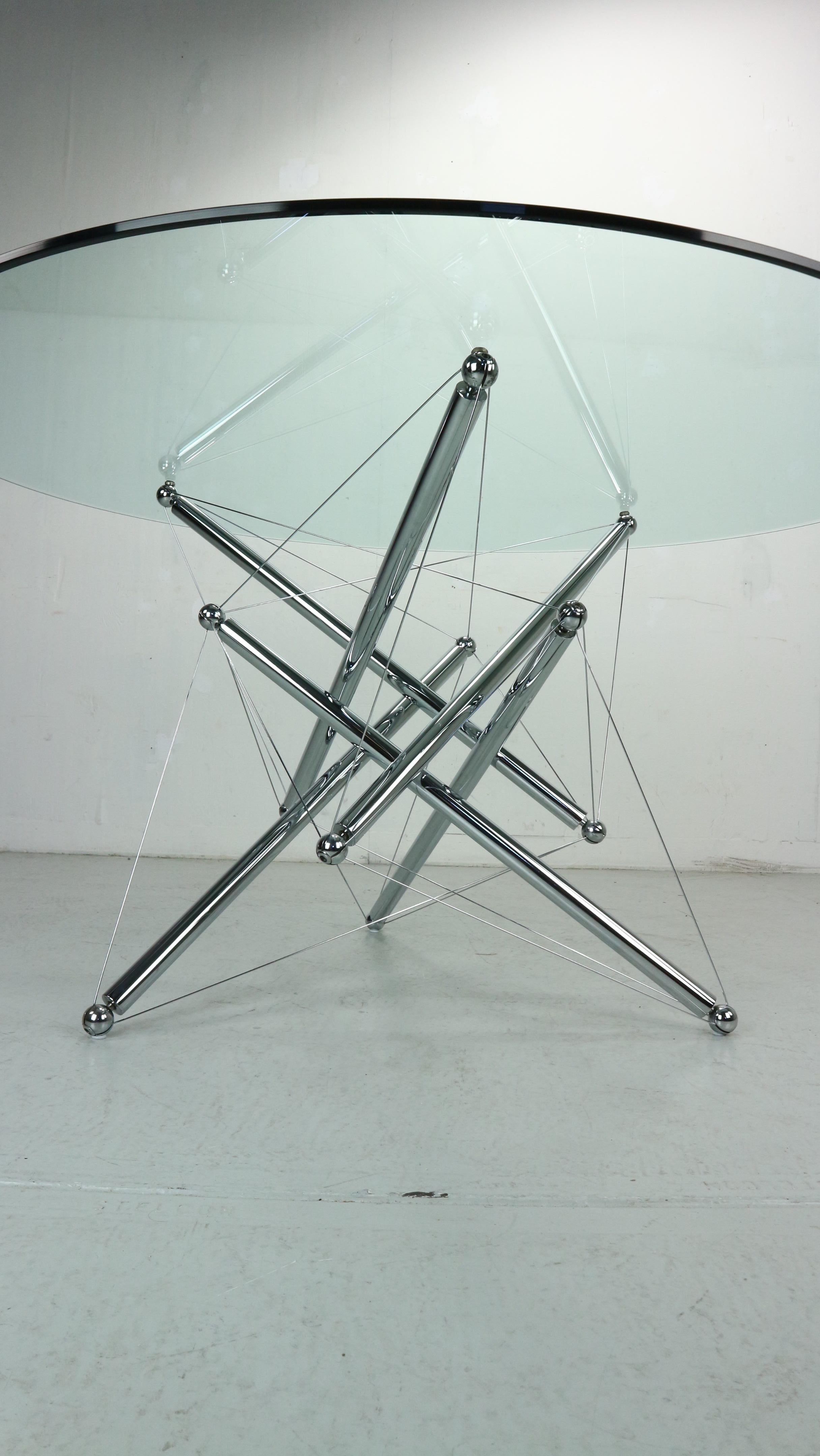 italien Table de salle à manger Tensegrity en acier chromé Theodore Waddell pour Cassina 714, années 1980 en vente