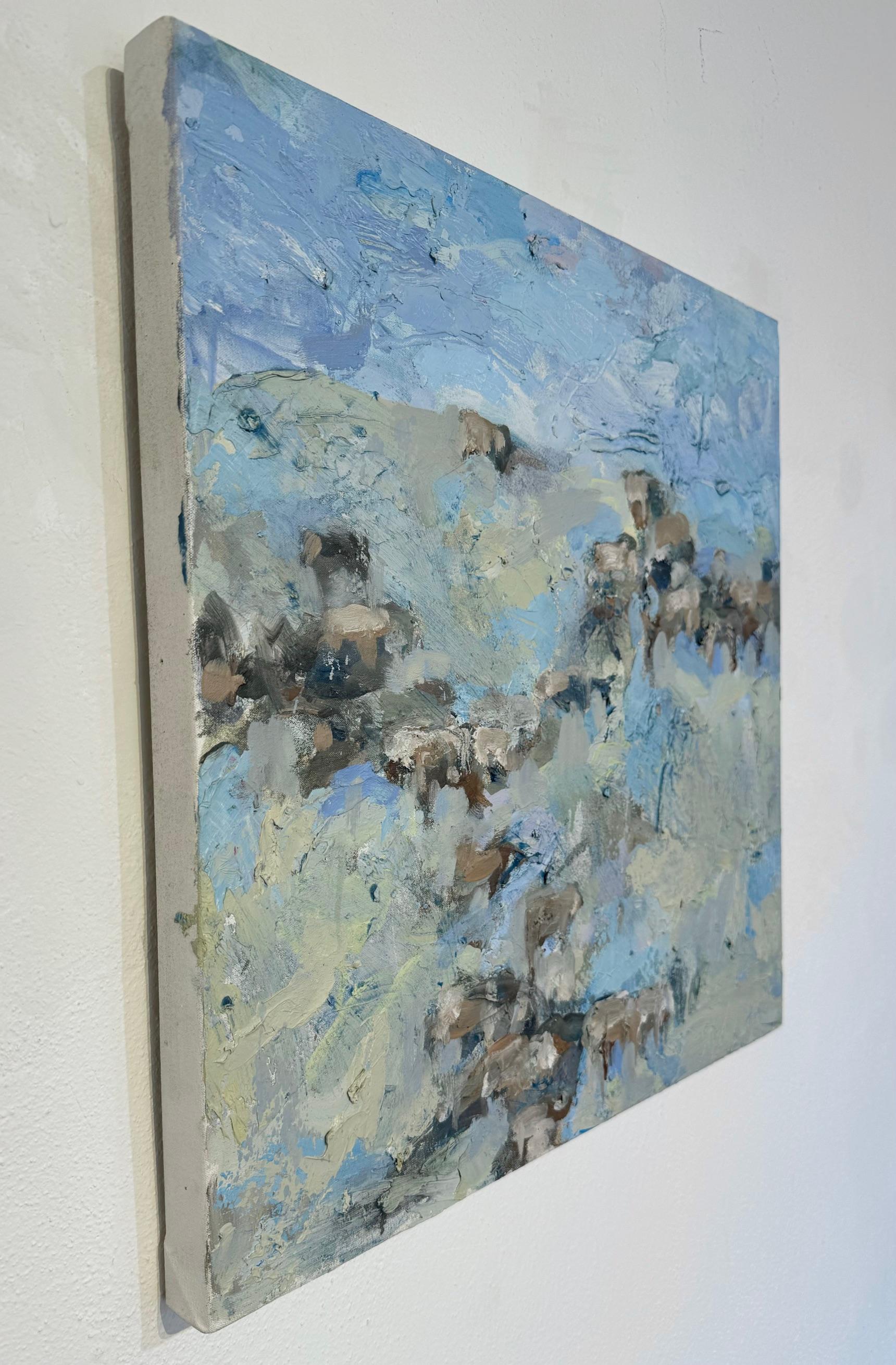 Los cuadros de Waddell son una combinación de marcas ásperas, pintura espesa, elegantes trazos transparentes y, en unas pocas ocasiones, una línea lenta y dura arañada en el lienzo. Puedes sentir el movimiento de la pintura en todos los cuadros,