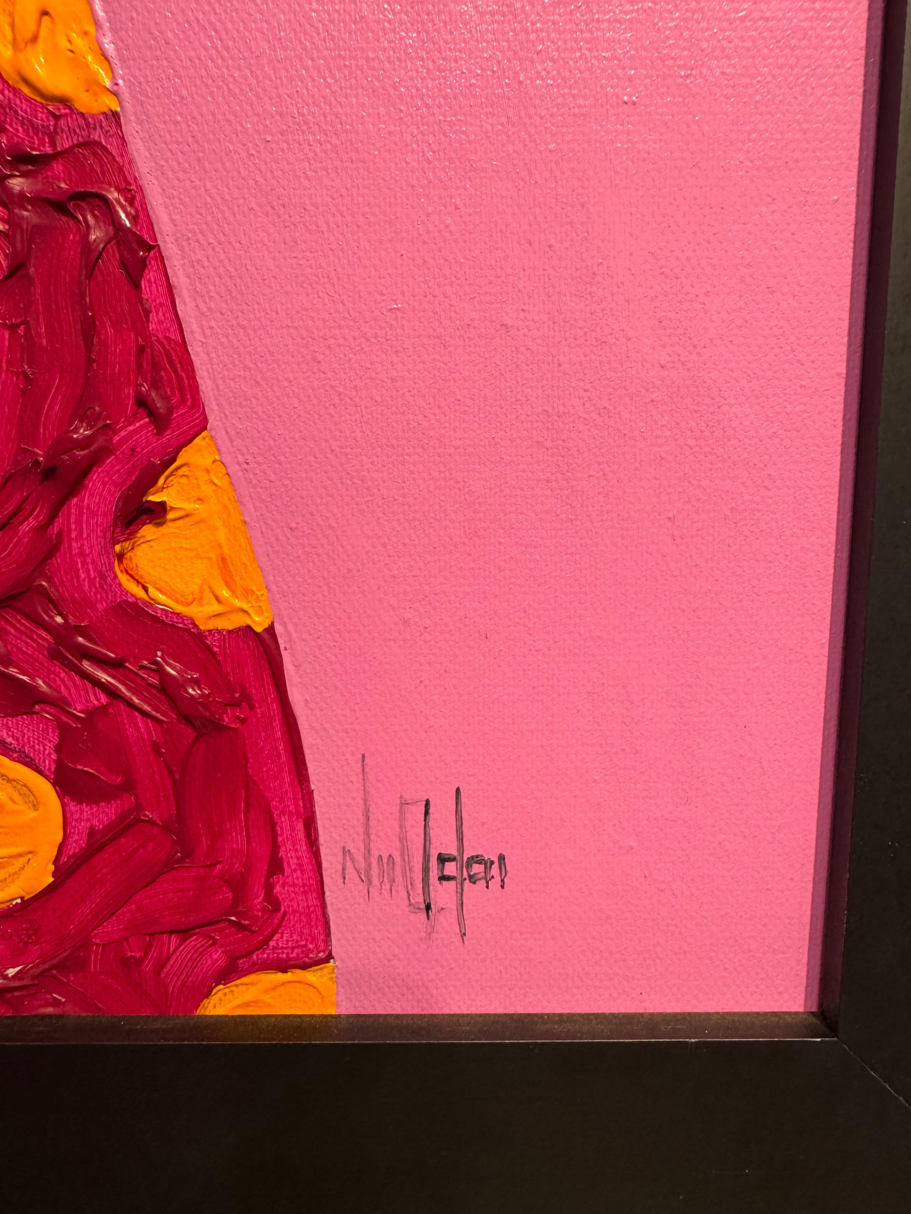 „Rose Red“ Rosa Acrylporträt einer Frau mit afro (Pink), Portrait Painting, von Theophilus Tetteh