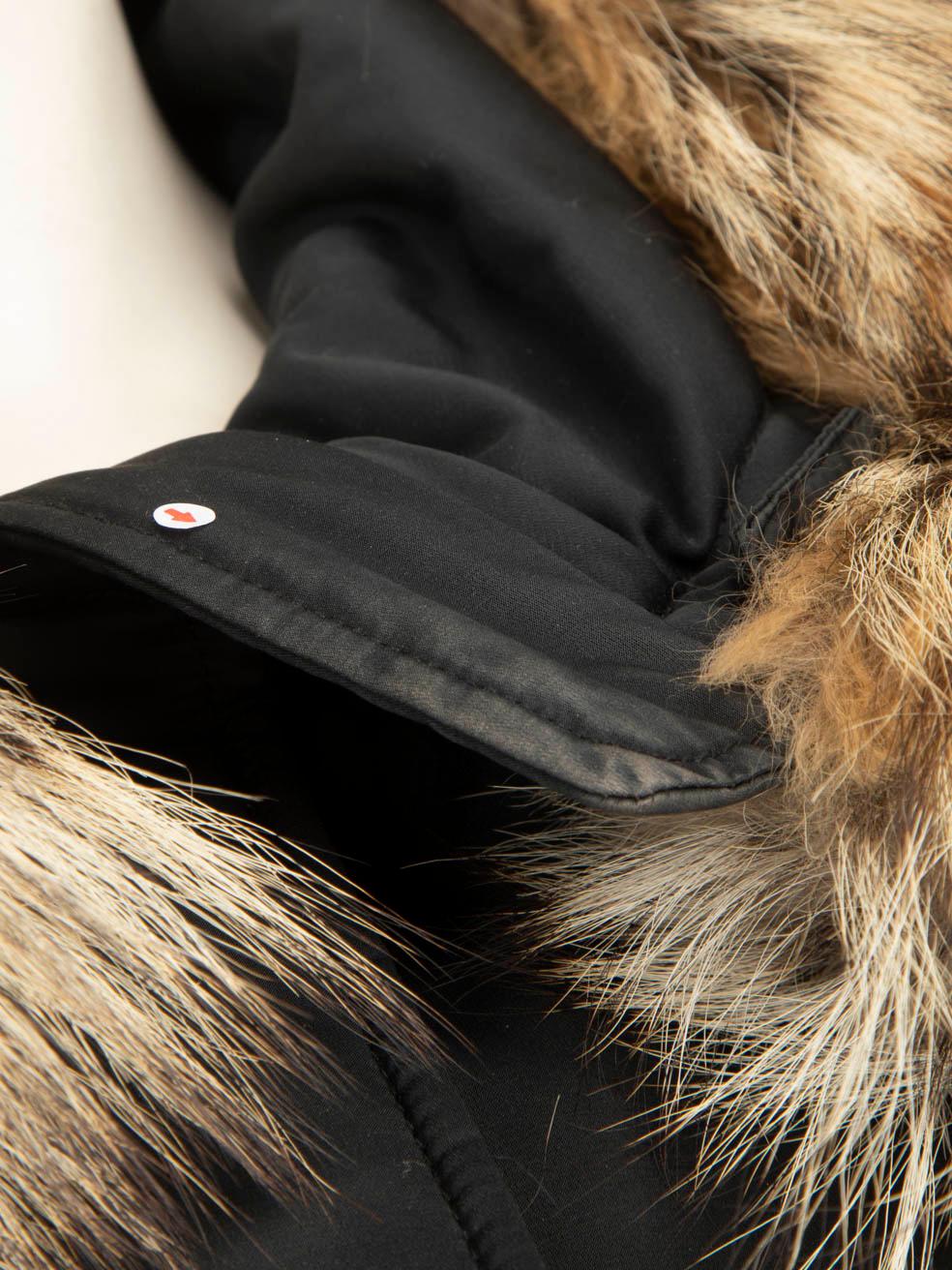 Cappotto Parka Theory con pelliccia di coyote nera taglia L. In condizioni buone in vendita a London, GB