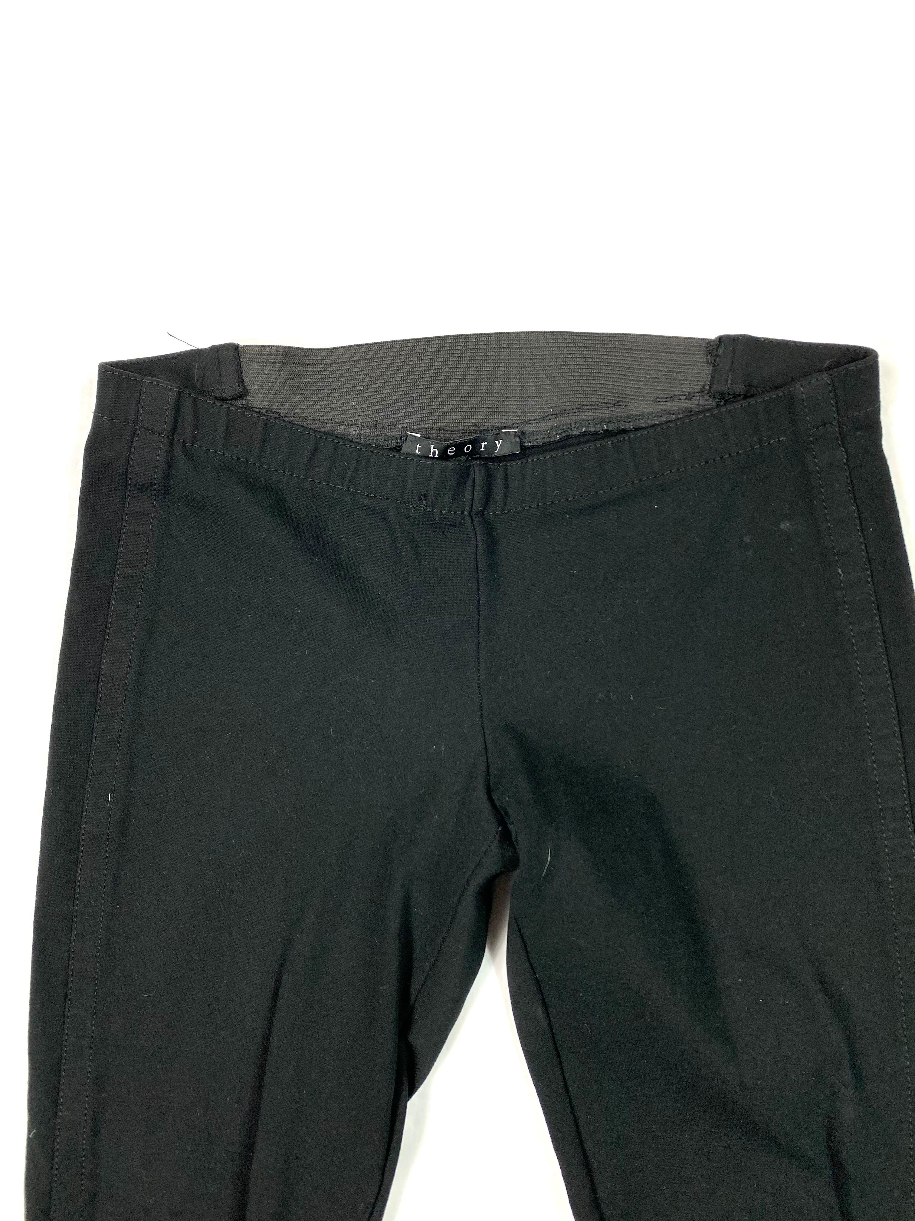 Einzelheiten zum Produkt:

Die Hose hat eine schmale Passform mit dehnbarem Gummi auf der Rückseite, eine Hose im Leggings-Stil.