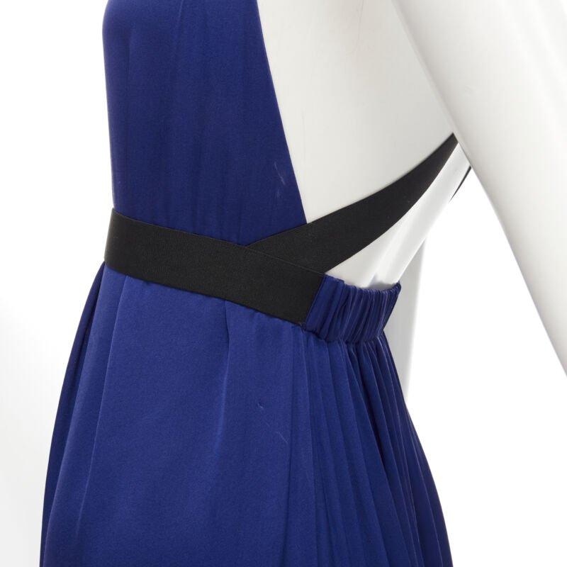 THEORY - Robe longue bleu cobalt 100 % soie noire à bandes croisées ouvertes au dos XS en vente 2