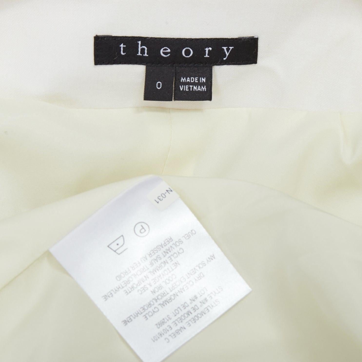 THEORY cream tromp loeil lapel shoulder pad cropped tux blazer US0 XS en vente 3