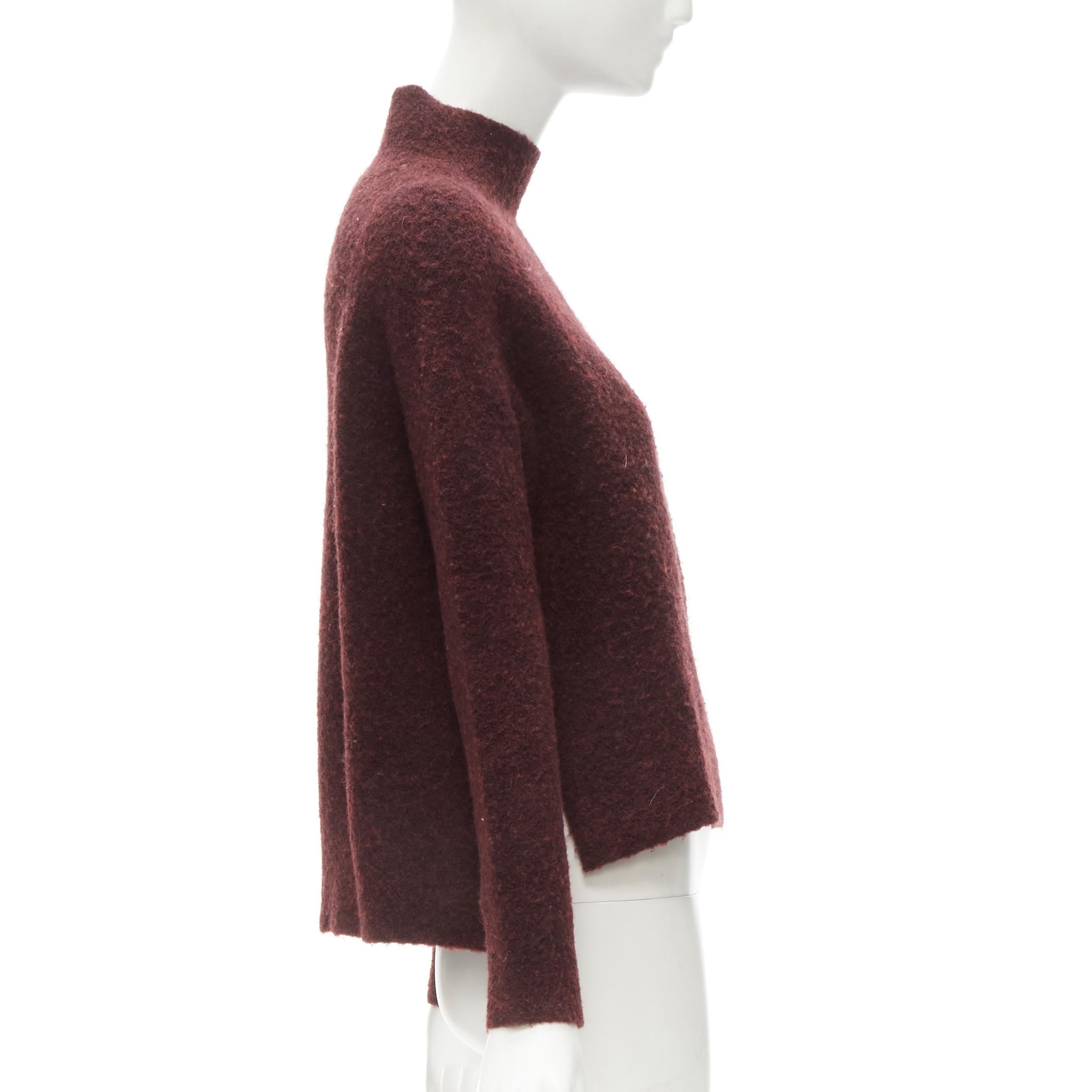 THEORY dark red wool blend fuzzy stand collar step hem sweater XS In Excellent Condition For Sale In Hong Kong, NT