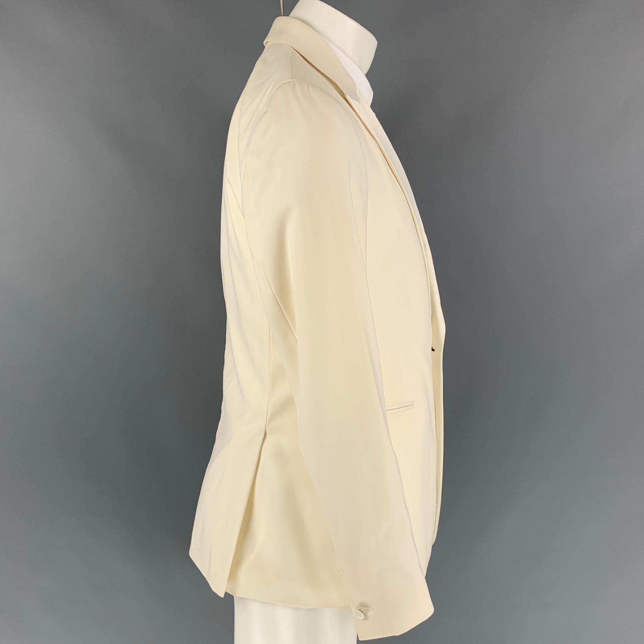 THEORY Fall 18 Size 40 Off White Wool Peak Lapel Sport Coat In Good Condition In San Francisco, CA