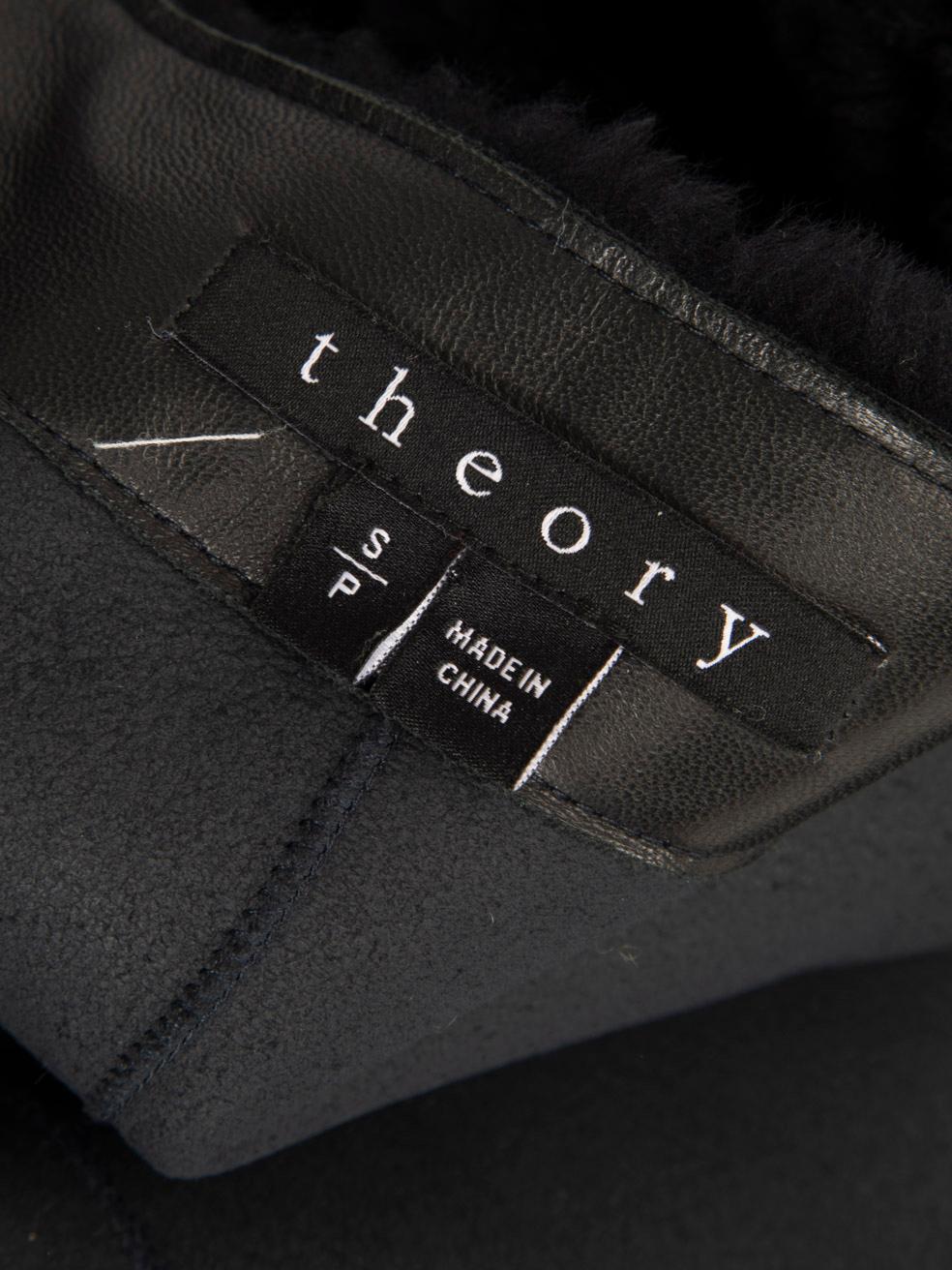 Theory Manteau bleu marine en peau de mouton, taille S Pour femmes en vente
