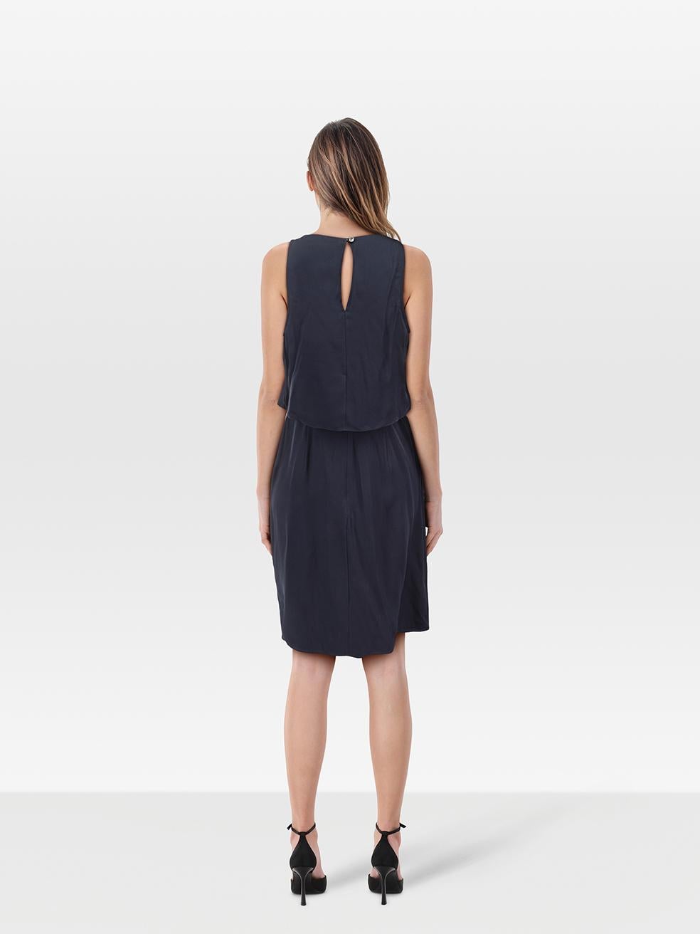 CONDITION is Very Good. Hardly any visible wear to the dress is evident on this used Theory designer resale item.
 
 Details
 
 
 Navy¬†
 
 Silk
 
 Dress¬†
 
 Knee length¬†
 
 Drape detail¬†
 
 Sleeveless
 
 V neck
 
 2x Side pockets
 
 Back zip and