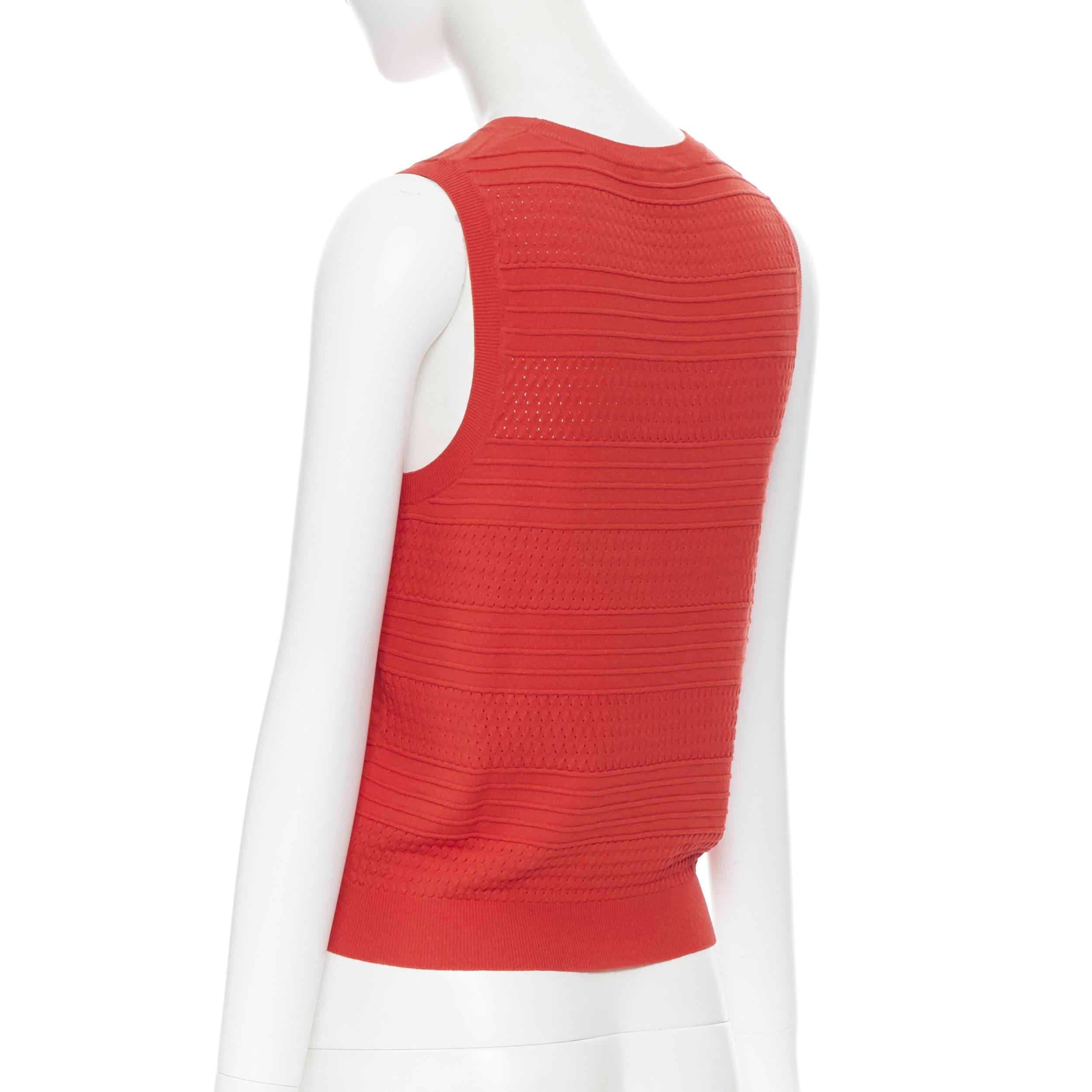 THEORY red polyester textured jacquard knit sleeveless vest top XS In Excellent Condition In Hong Kong, NT