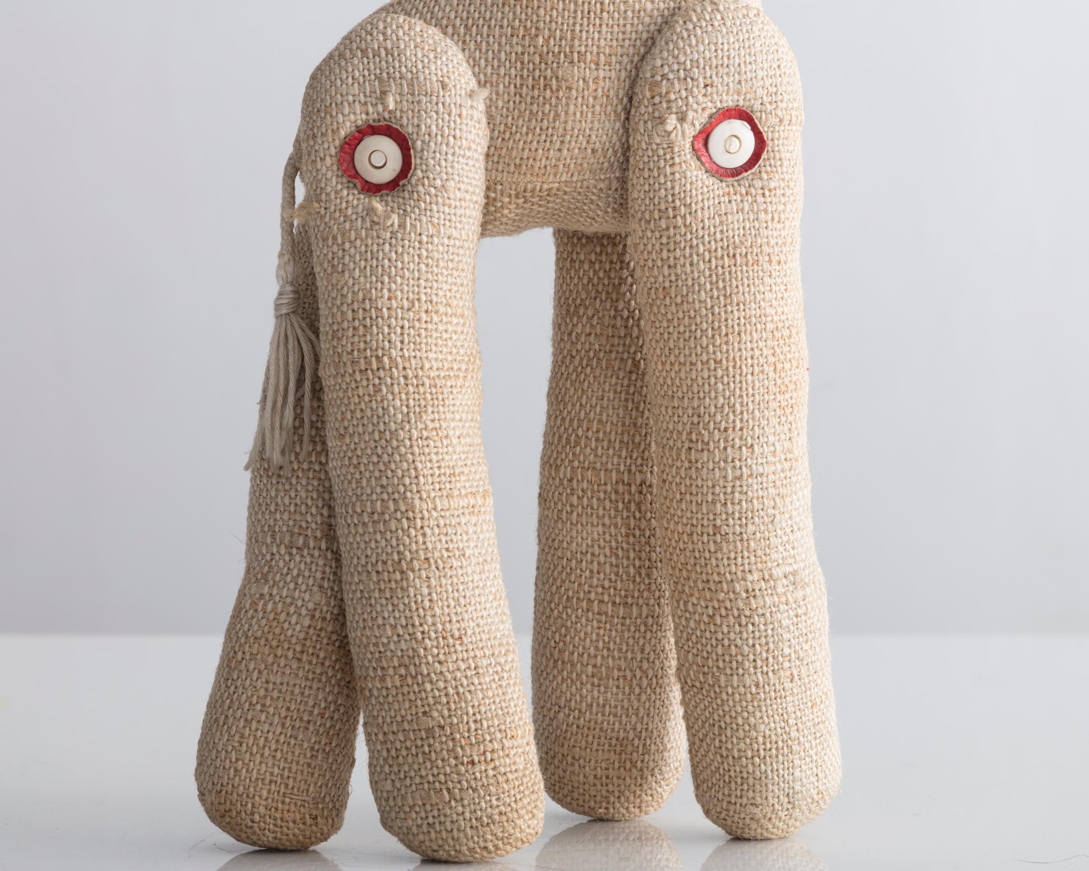 Therapeutic Giraffe Toy in Jute and Leather by Renate Müller, circa 1968 In Good Condition For Sale In New York, NY