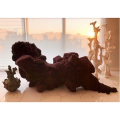 Panchina scultorea There and Black di Mary Brōgger