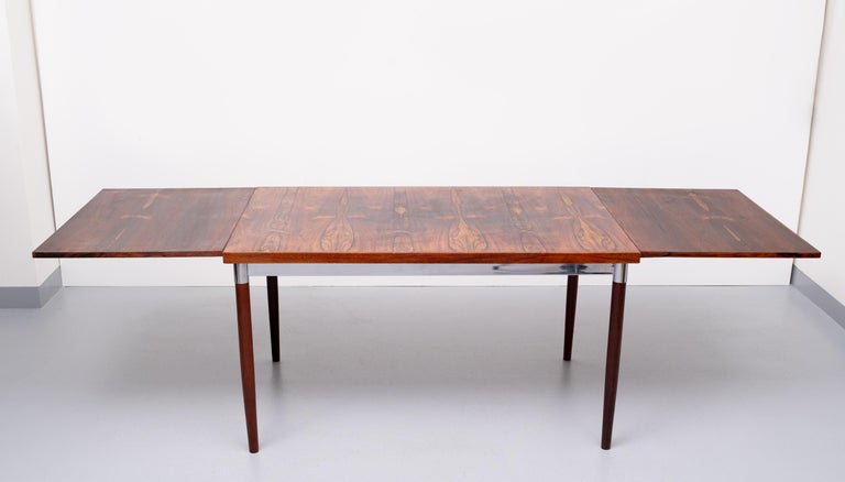 Thereca Expendable wooden Dining Table, Holland, 1970s In Good Condition For Sale In Den Haag, NL