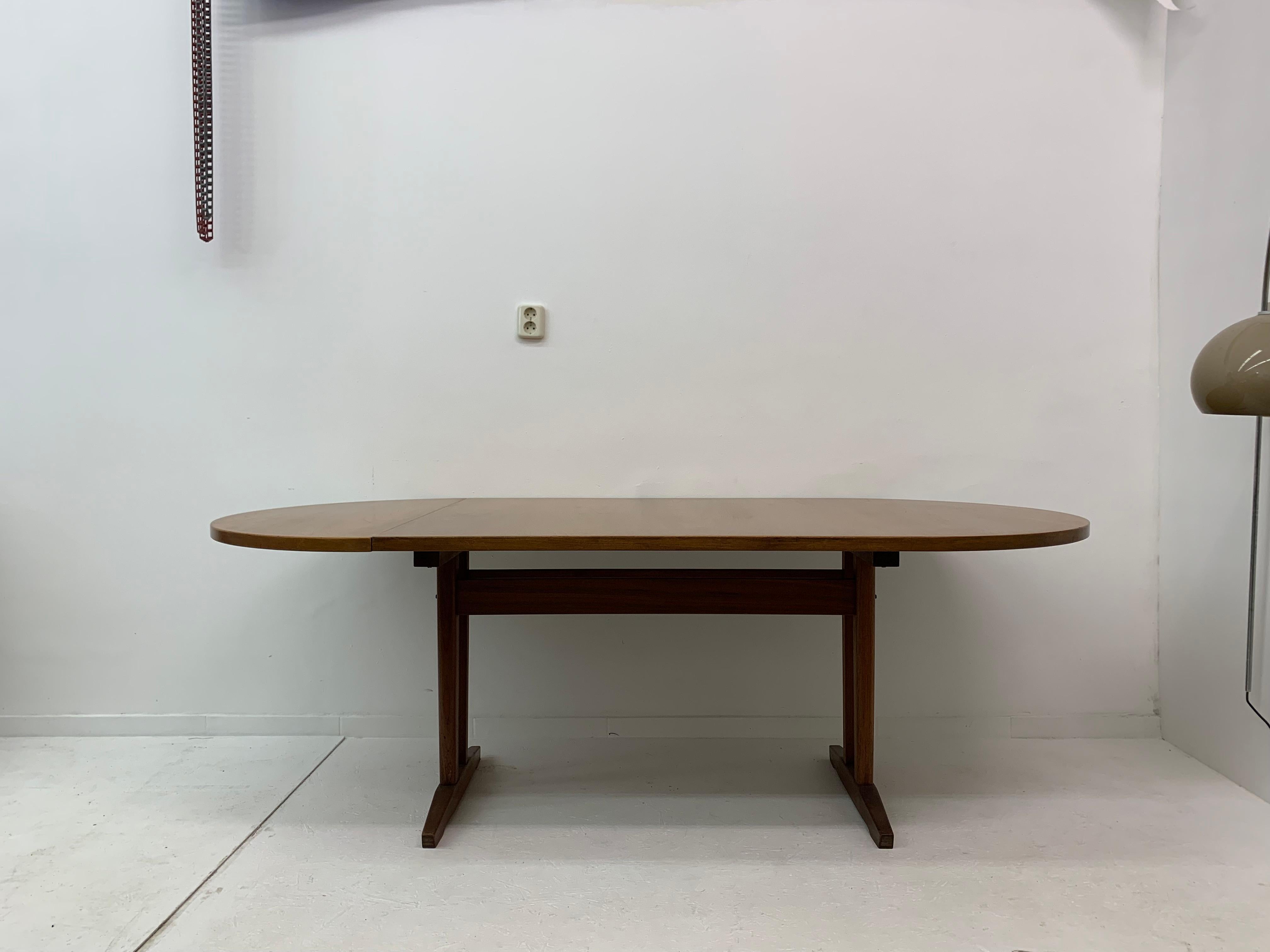 Mid-20th Century Thereca Extendable Dining Table, 1960s For Sale