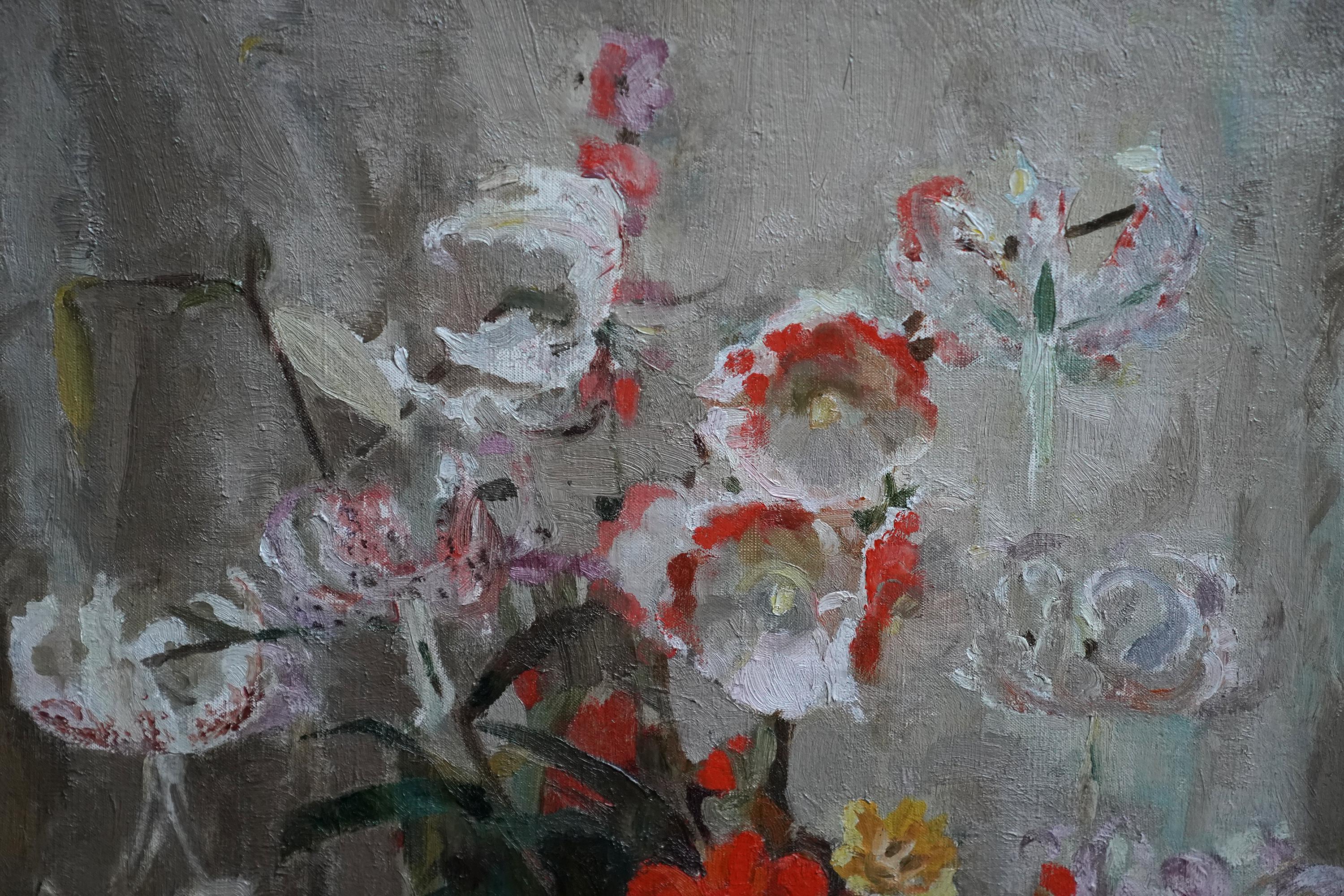 This lovely Art Deco British Post-Impressionist floral oil painting is by noted and much exhibited female flower artist Theresa Norah Copnall. She studied at the Slade School amongst others and also spent considerable time in Cornwall with the St