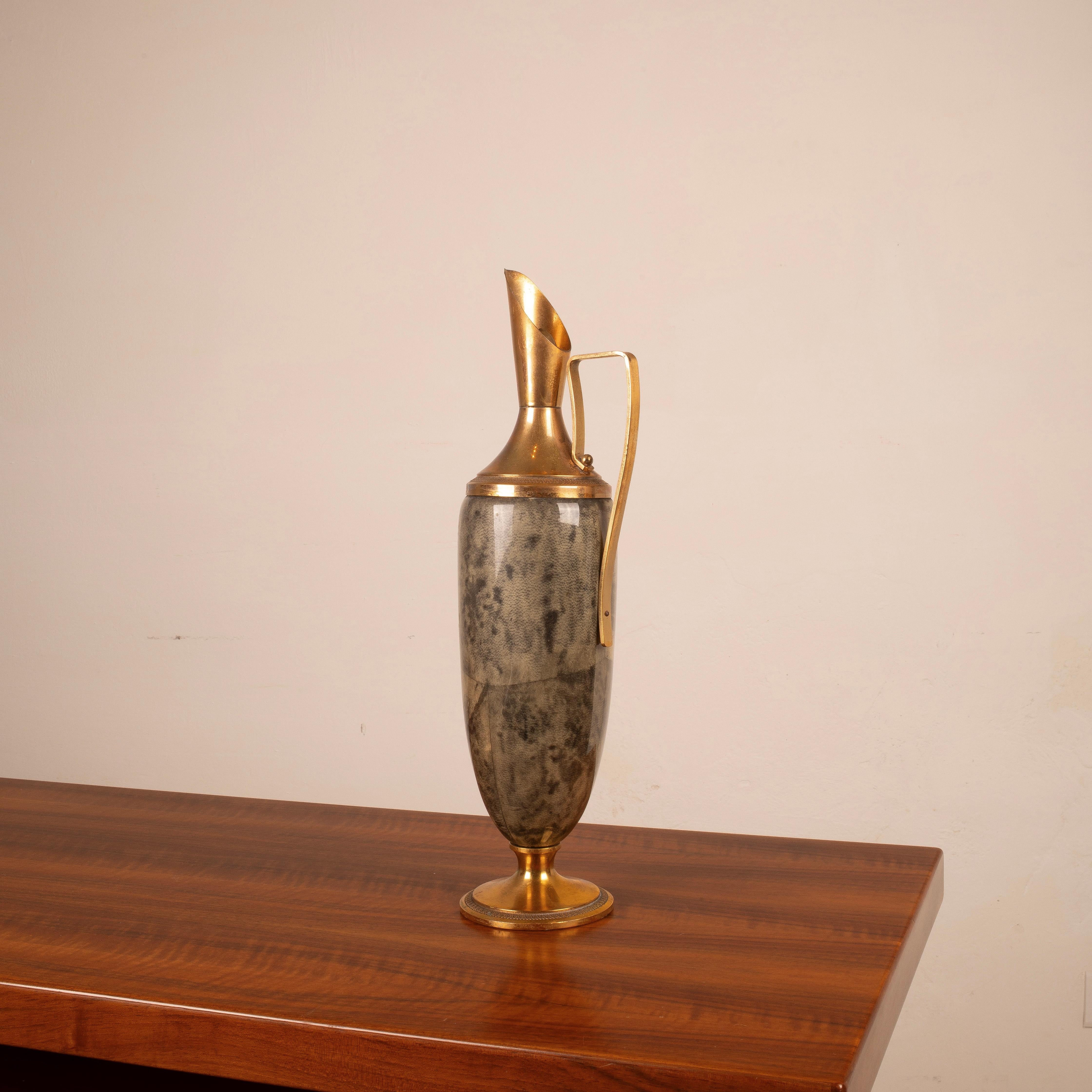 Thermoskanne aus grauem Pergament und Messing von Aldo Tura, 1960 (Mid-20th Century) im Angebot