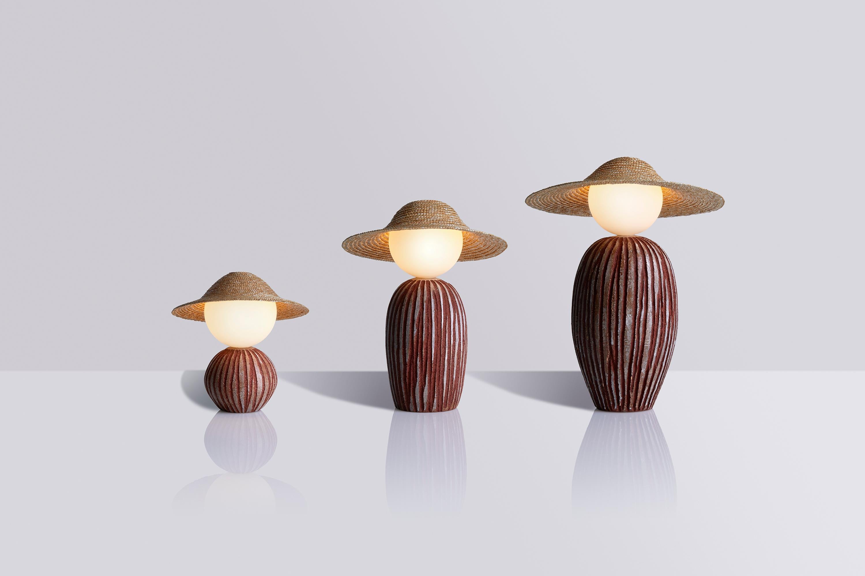 Théros Ceramic Limited Edition is the outcome of the creative coming-together of two creators: designer Aristotelis Barakos and ceramicist Giannis Zois.
It’s based on the concept of the Théros series of lighting objects designed by Aristotelis
