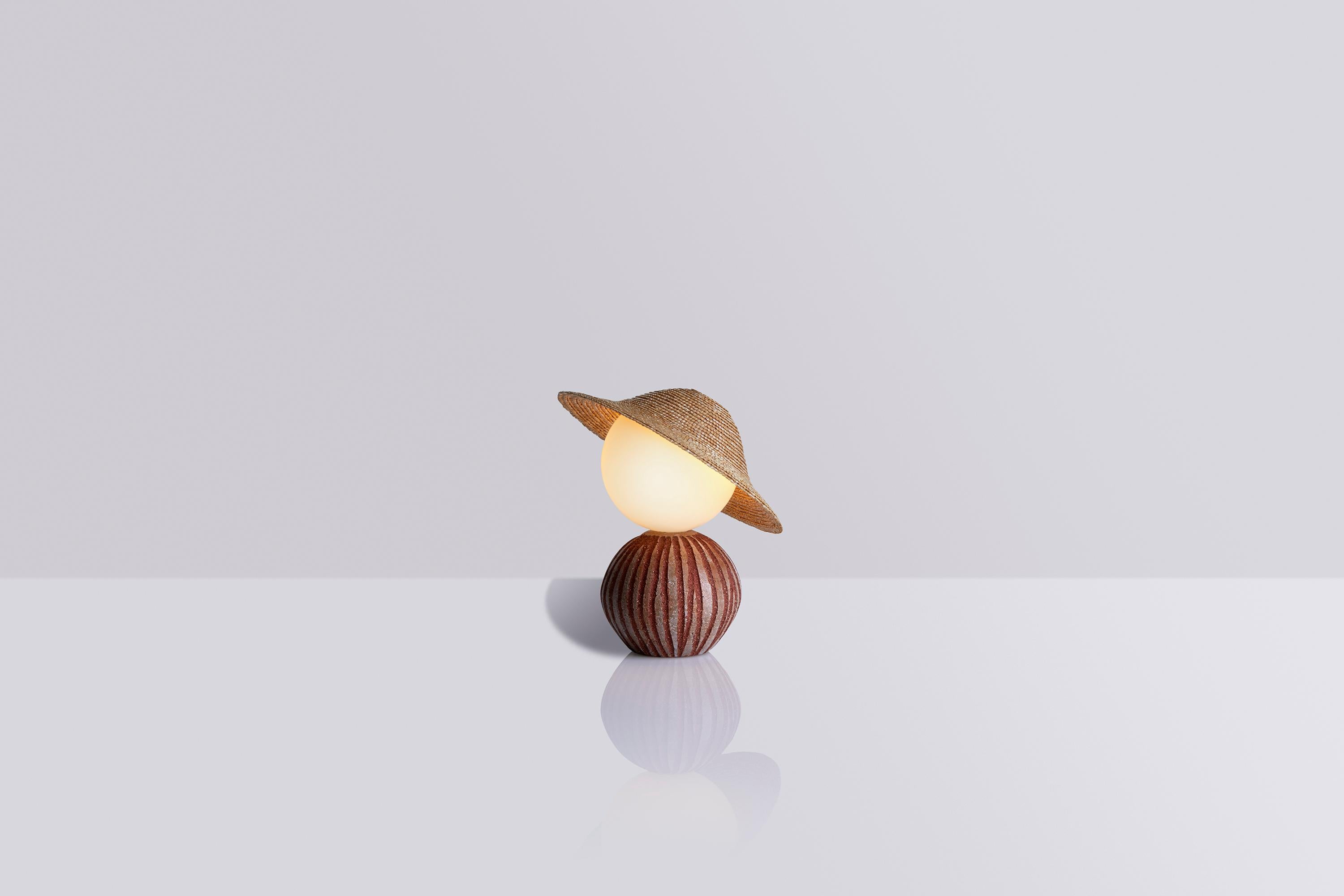 Bohème Petite lampe à poser en céramique Théros, par Aristotelis Barakos en vente