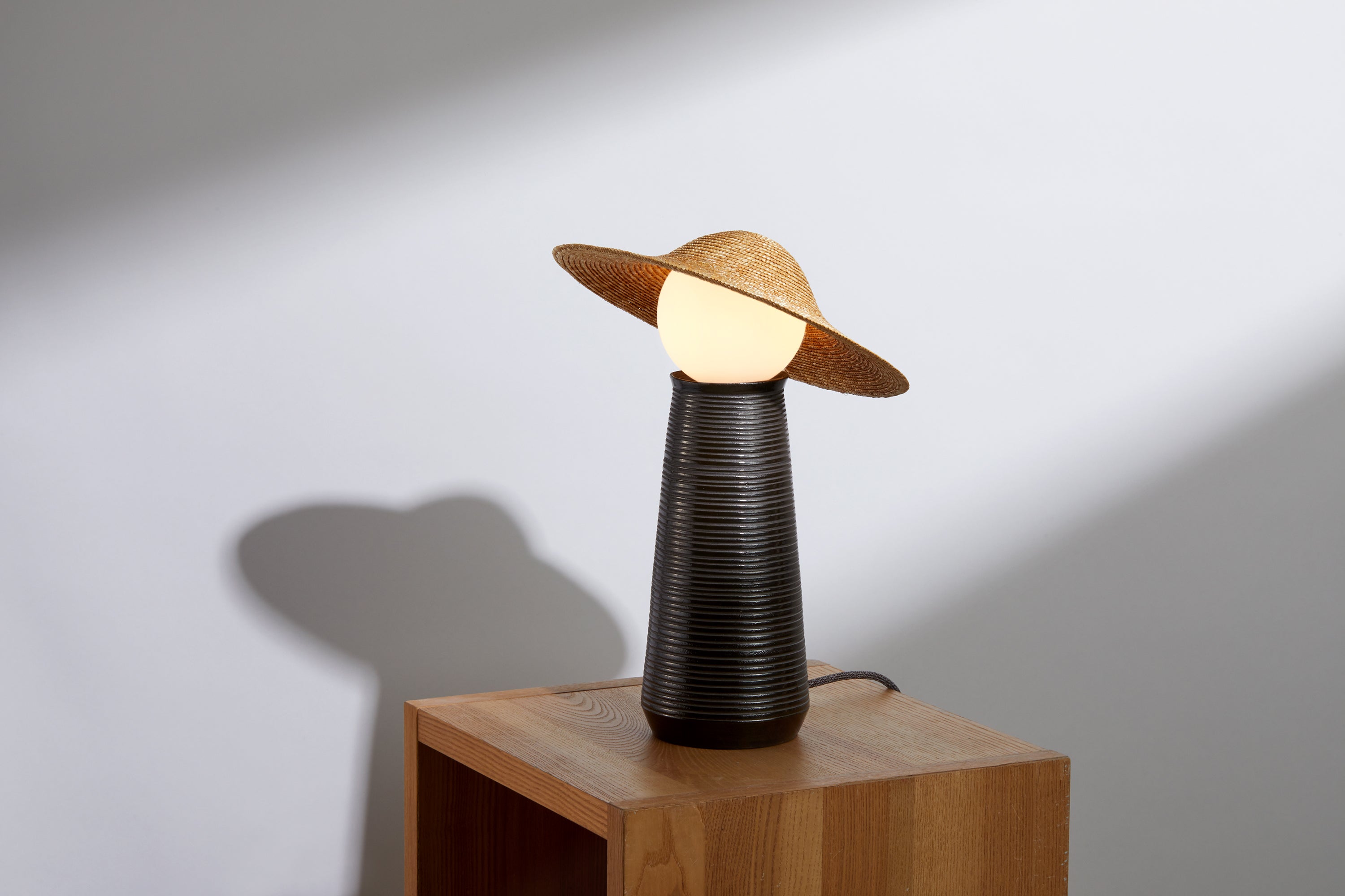 Théros Orbita Ceramic Table Lamp Small by Aristotelis Barakos x Giannis Zois