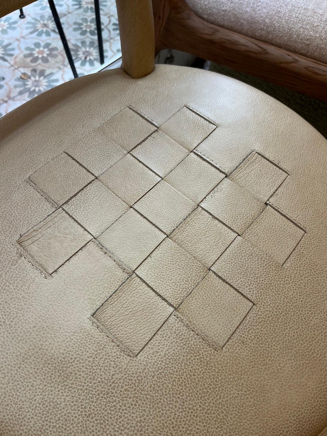 Thersia lederstuhl by Pierre Augustin Rose im Angebot 7