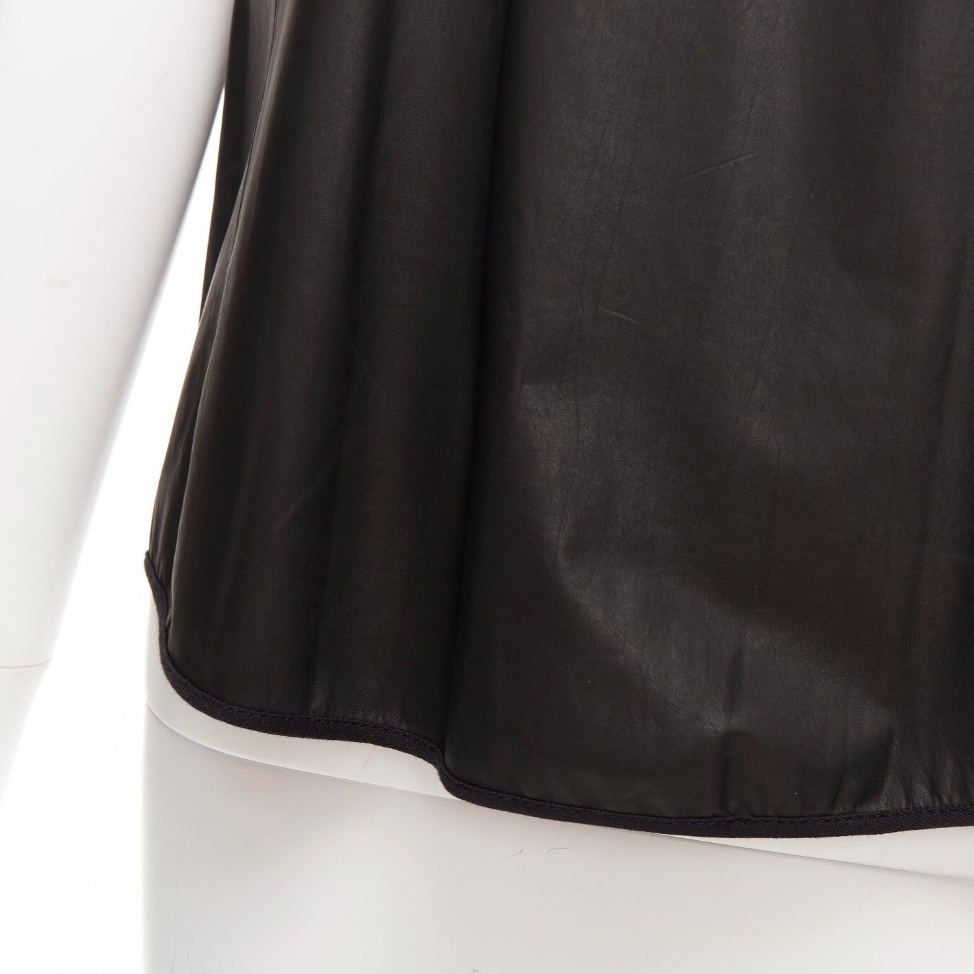Theyskens' Theory noir 100% cuir de veau Top à manches évasées 3D et ourlet bas S en vente 2